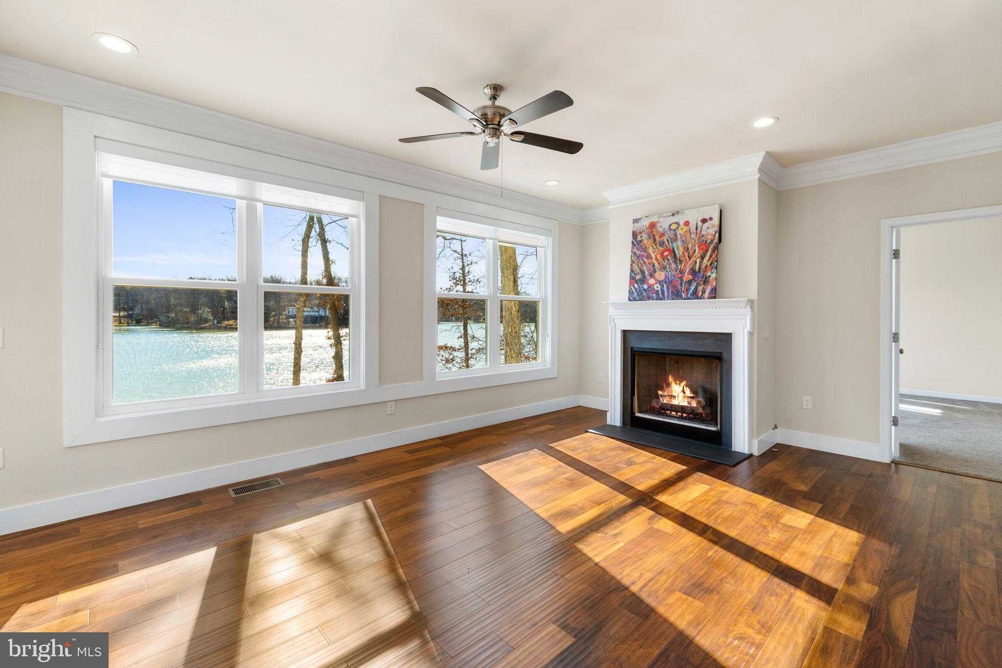 401 Land OR Dr photo 24