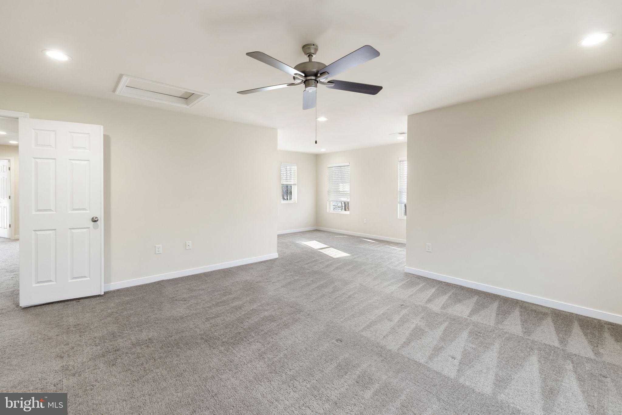 401 Land OR Dr photo 38