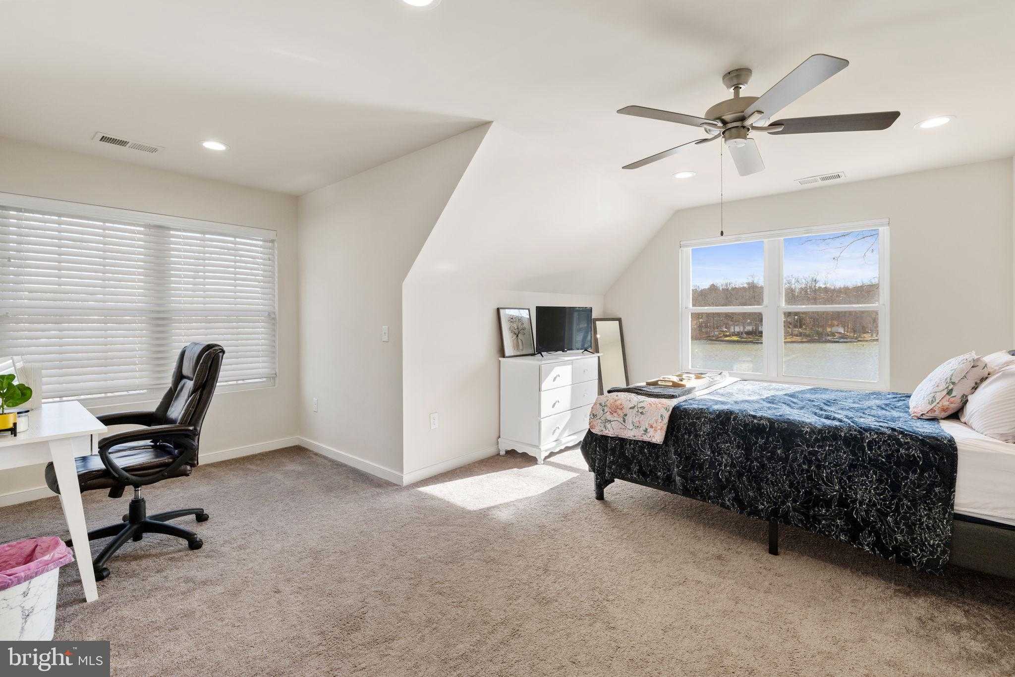 401 Land OR Dr photo 39