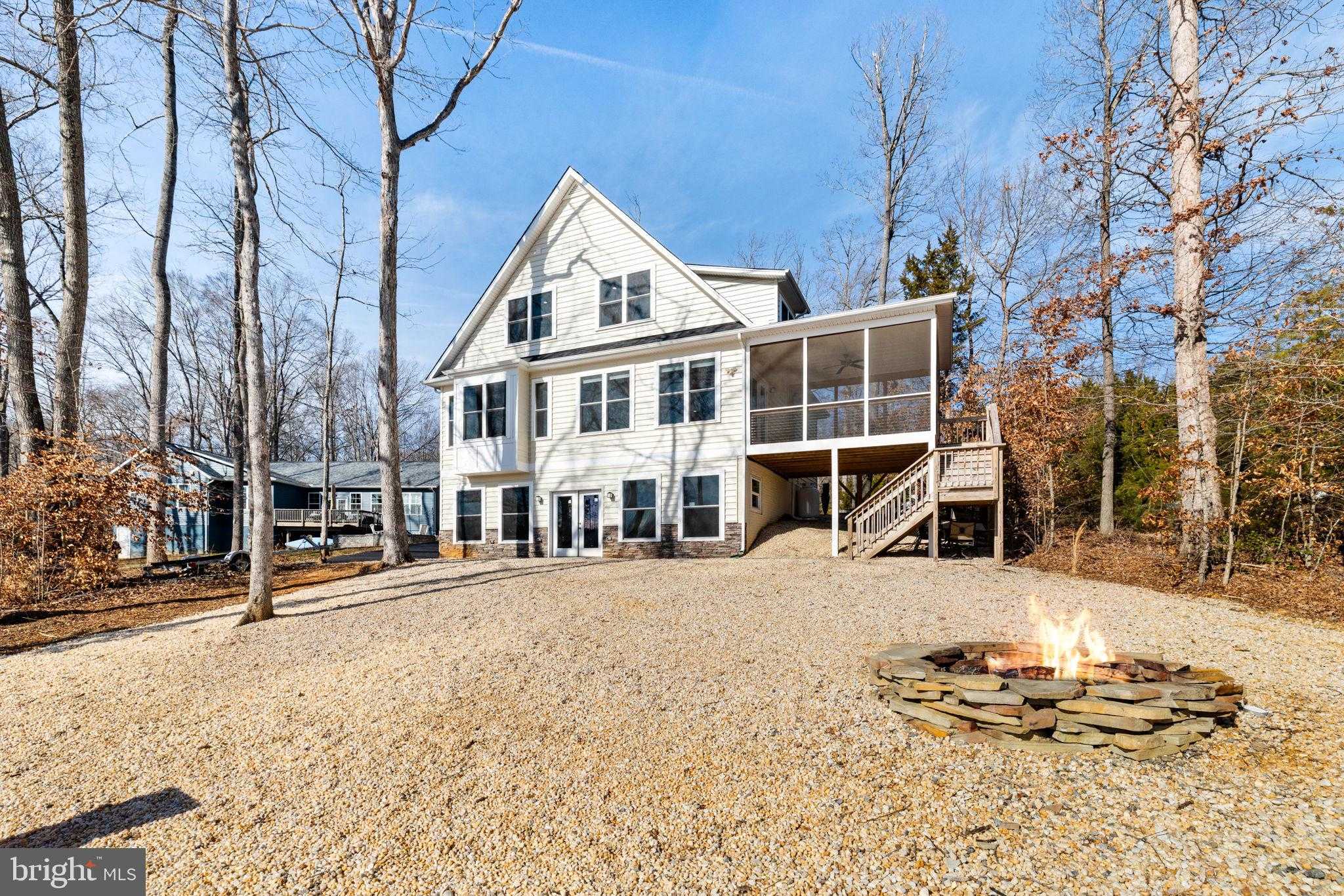 401 Land OR Dr photo 5