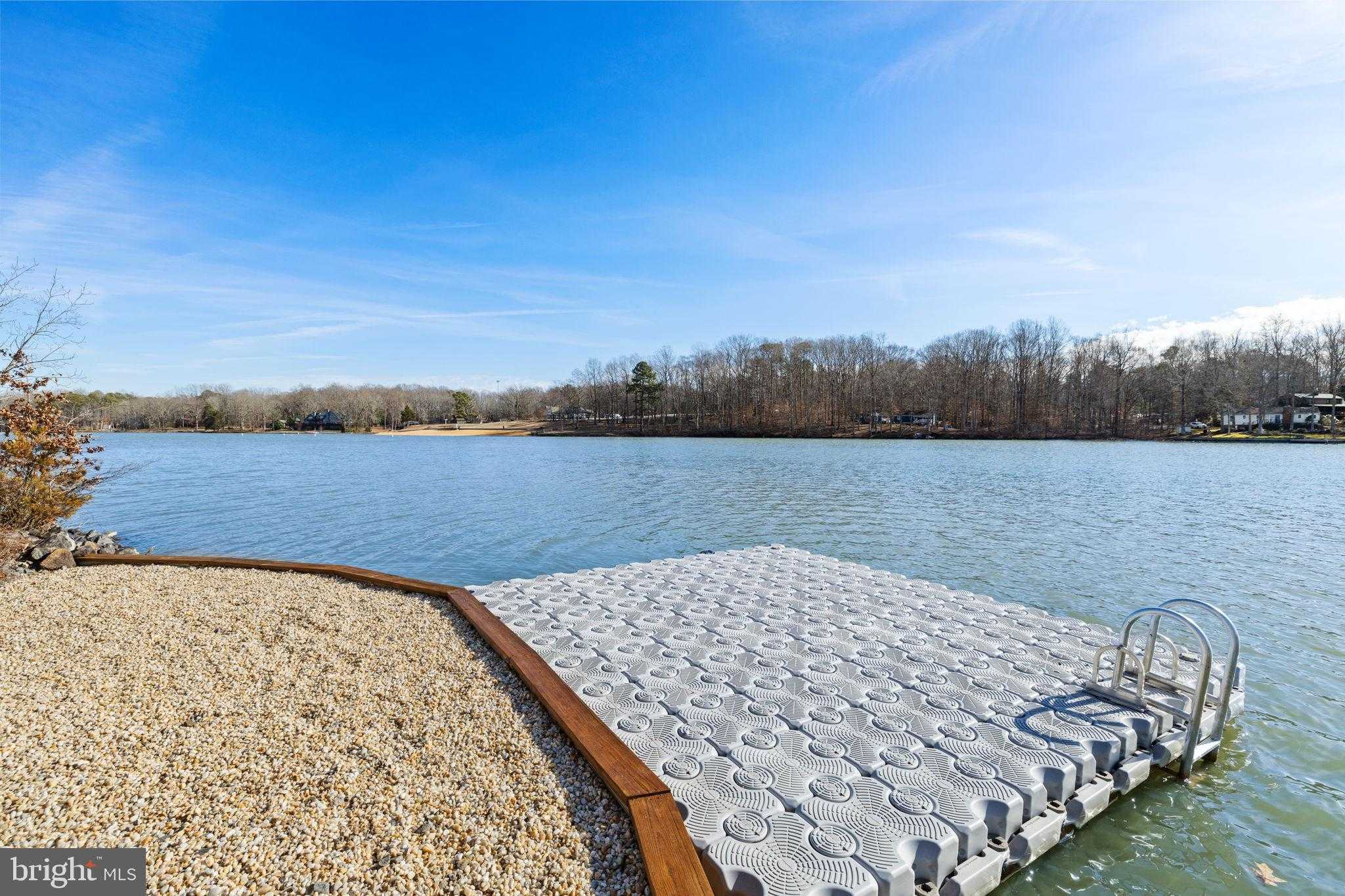 401 Land OR Dr photo 9