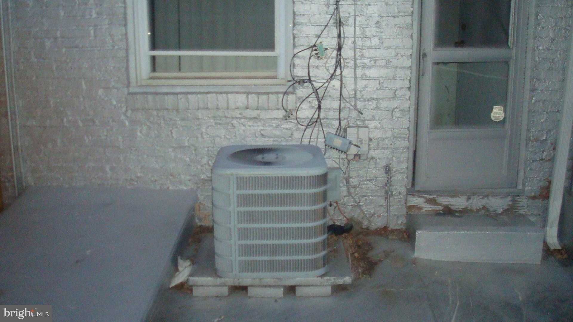 3127 Ravenwood Ave photo 4