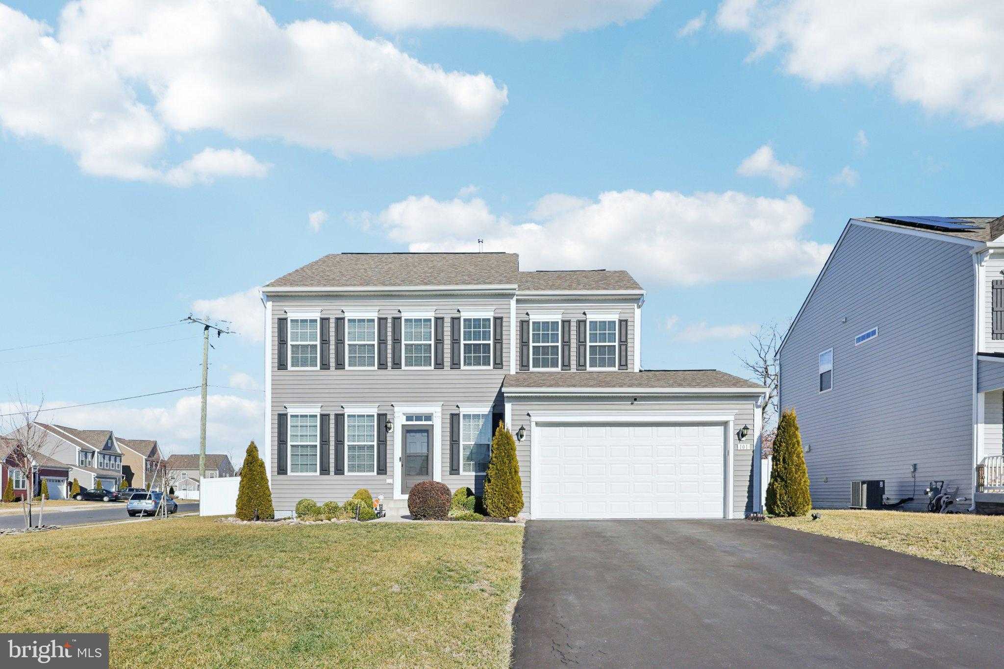 101 Sovereign CT photo 2