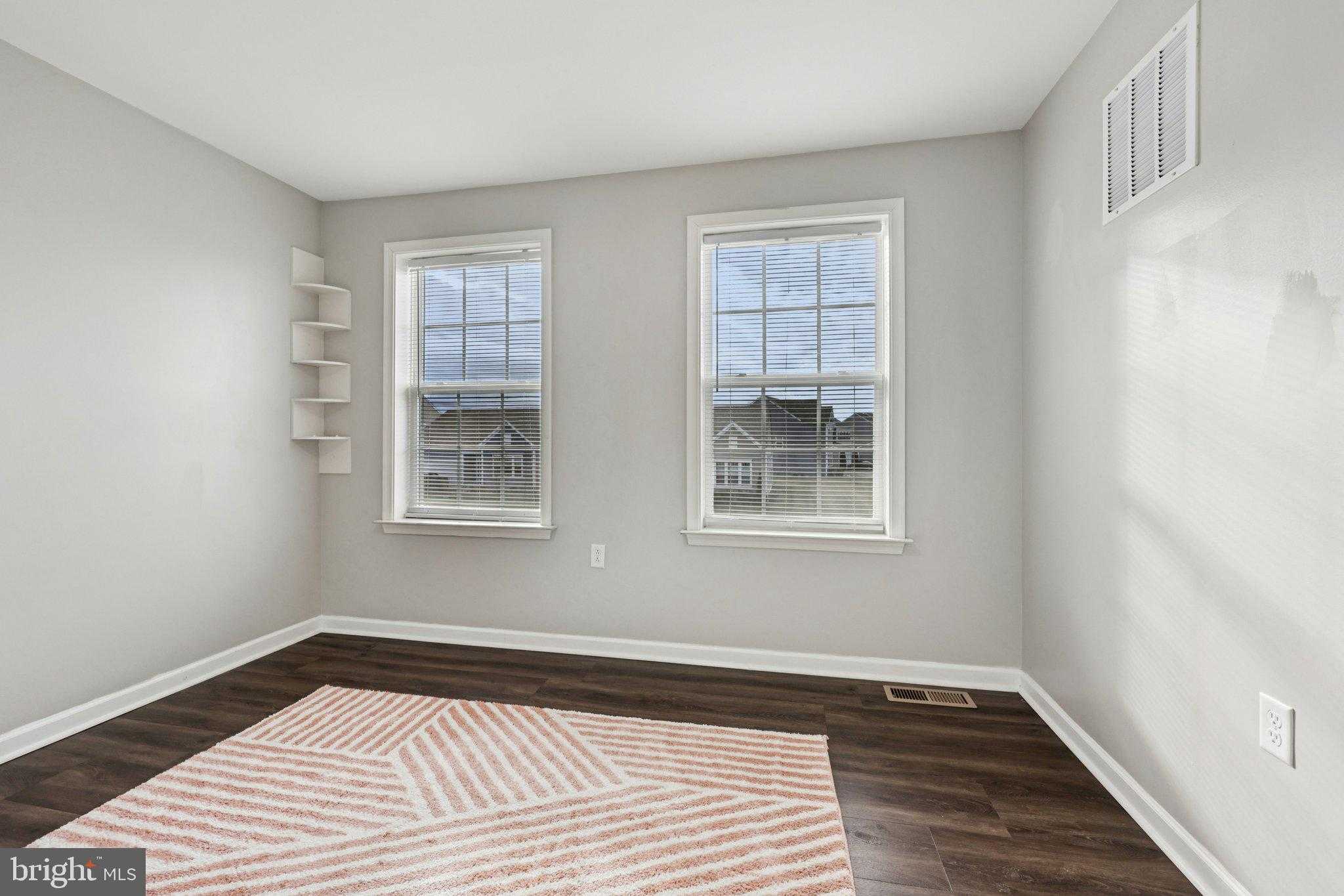 101 Sovereign CT photo 21