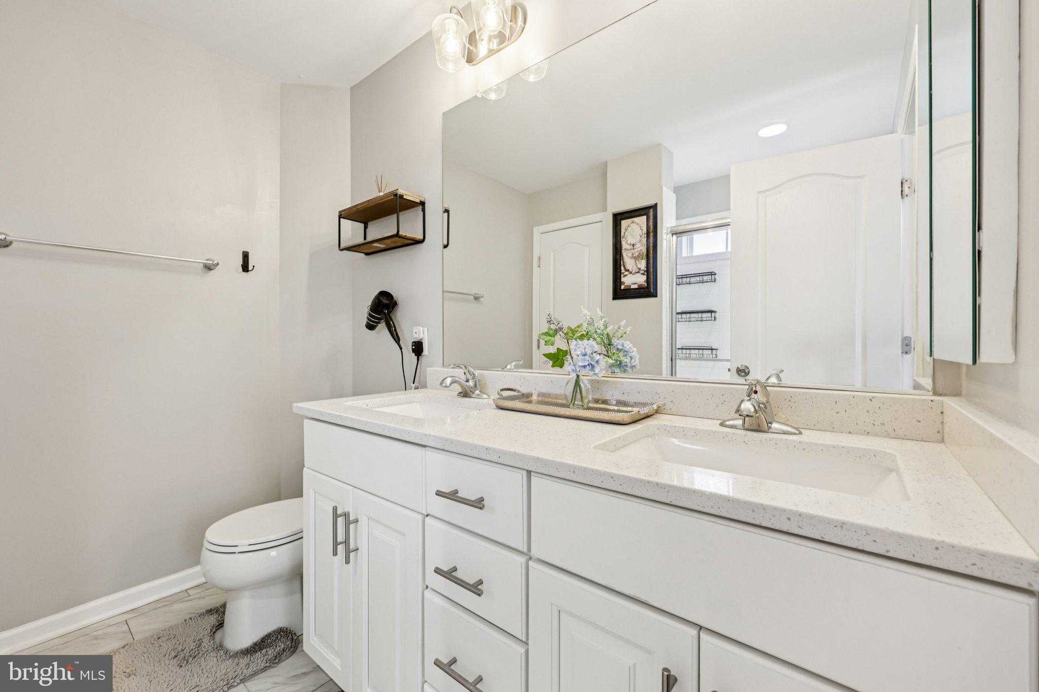 101 Sovereign CT photo 26