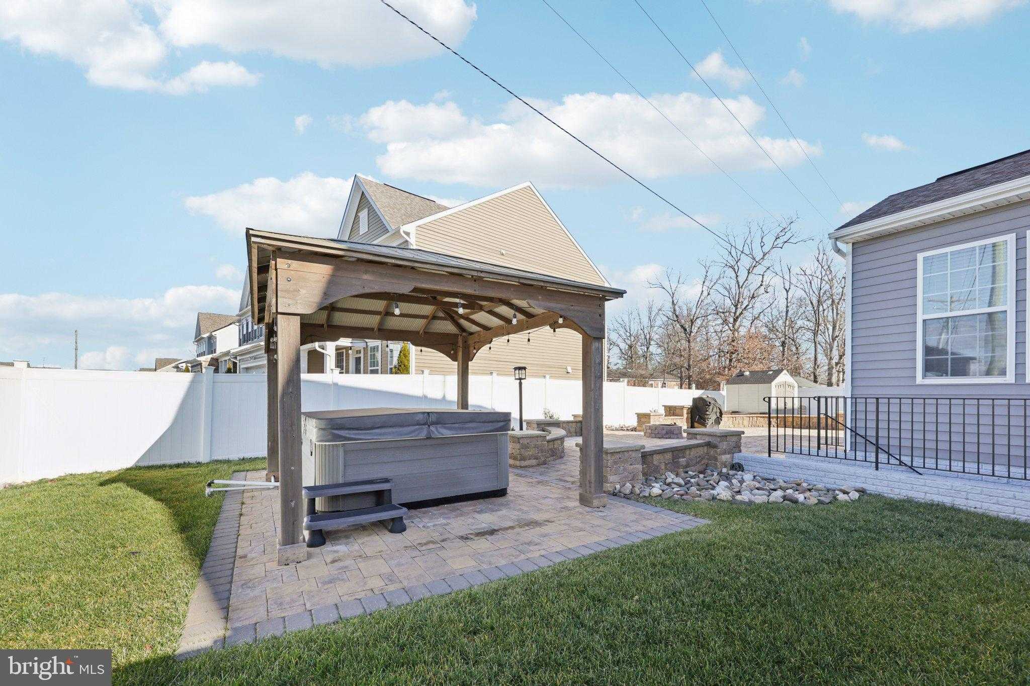 101 Sovereign CT photo 45