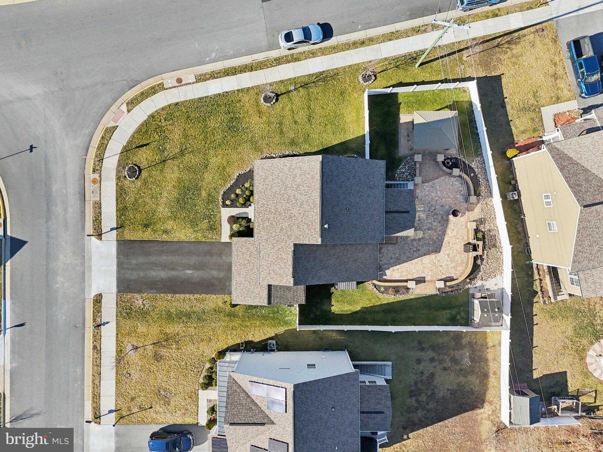 101 Sovereign CT photo 52