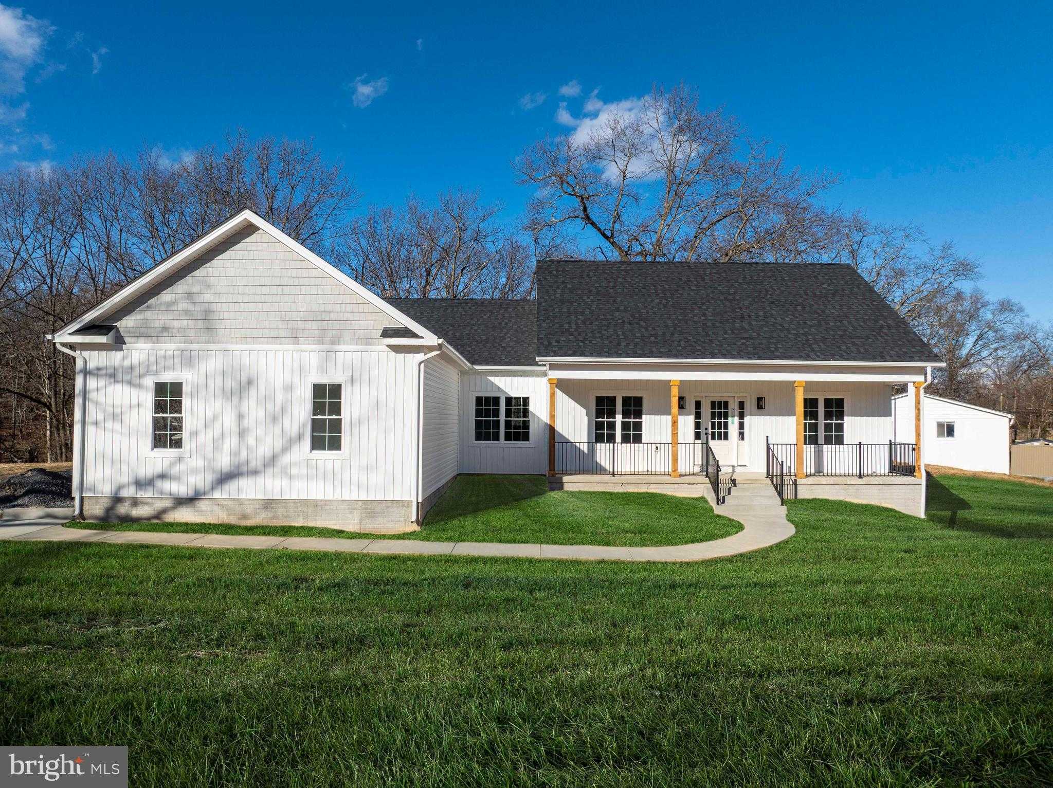 1633 Catlett Mountain Rd photo 2