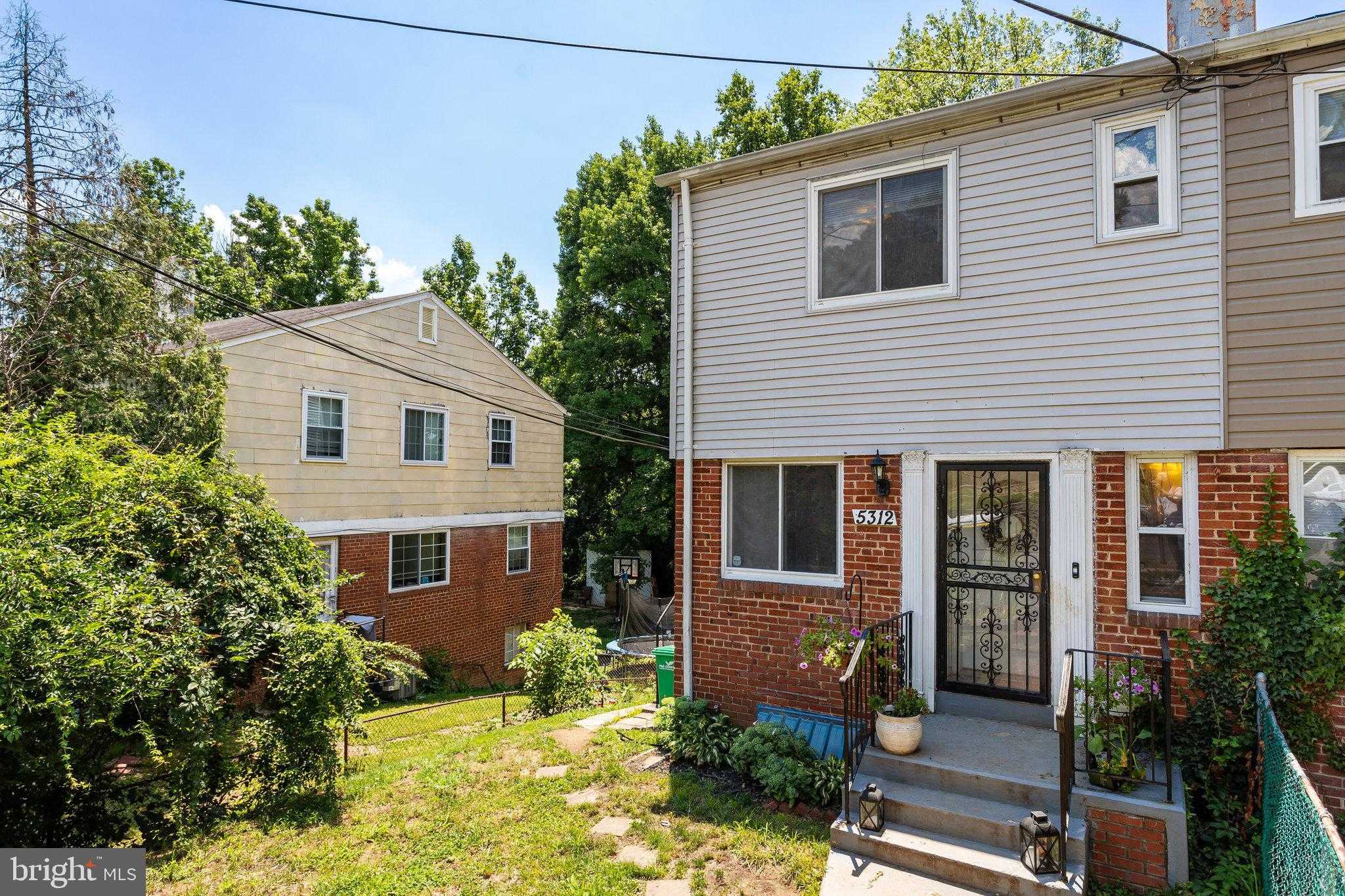 5312 67th Ave photo 2