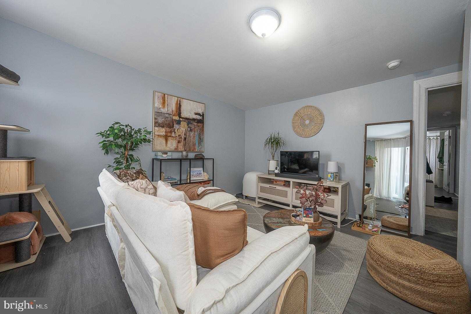 2314 Brown St photo 32