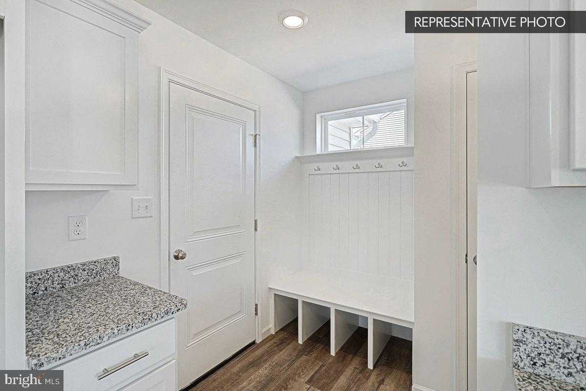 164 Woodland Dr photo 16