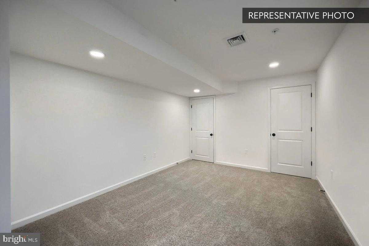 164 Woodland Dr photo 32