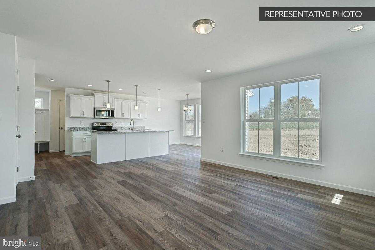 164 Woodland Dr photo 8