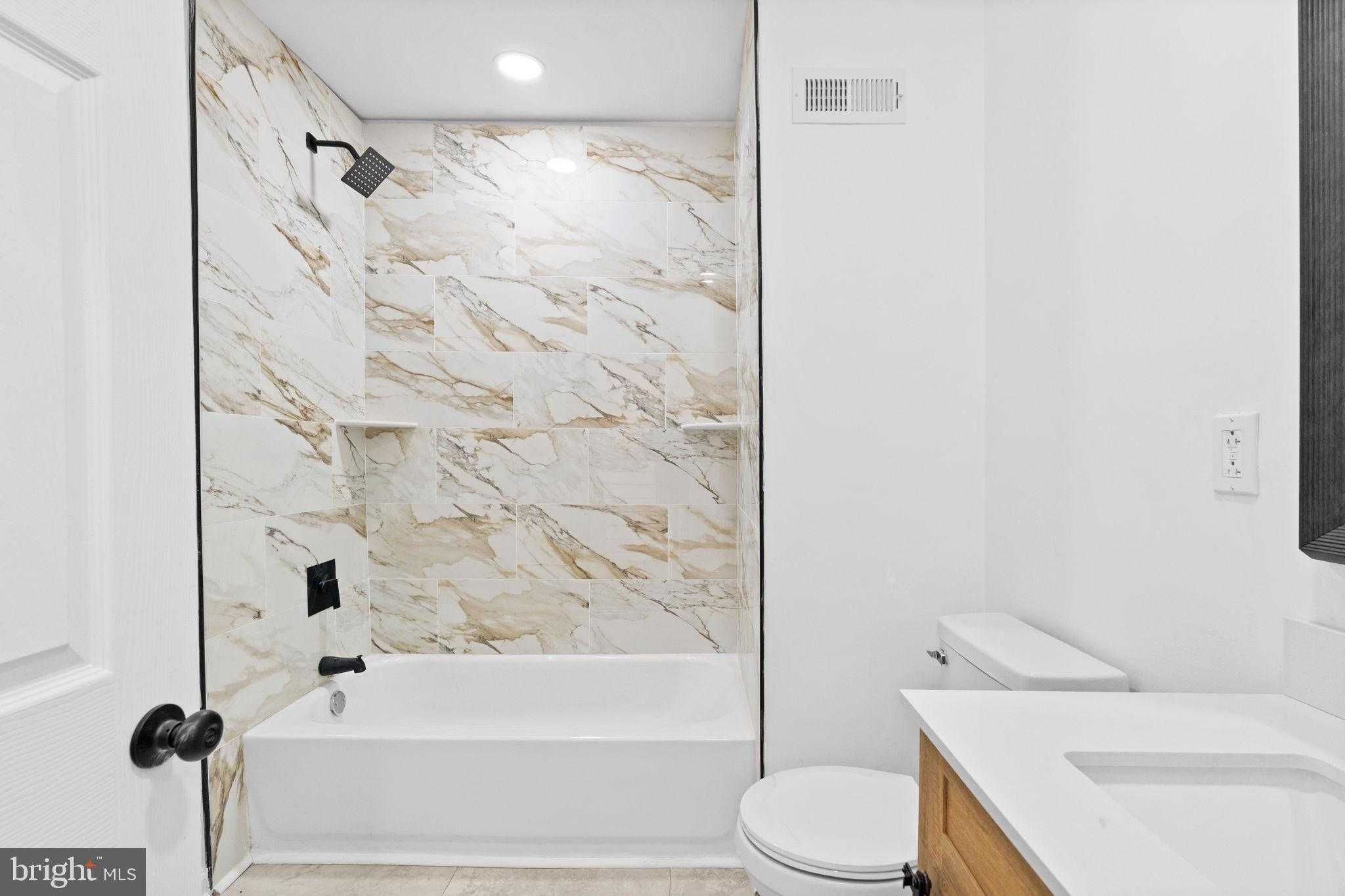 3932 N Smedley St photo 31