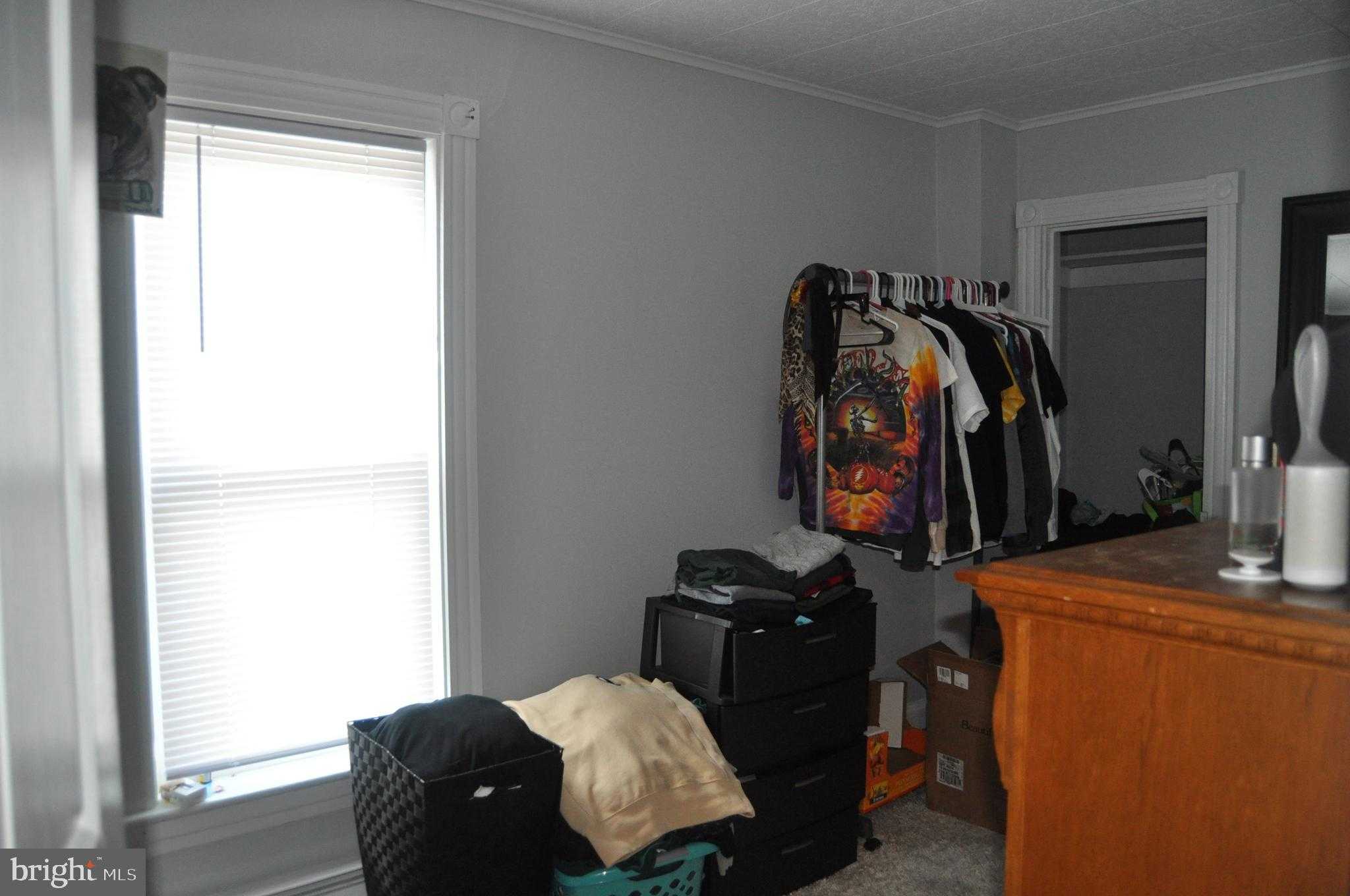 614 Union St photo 11