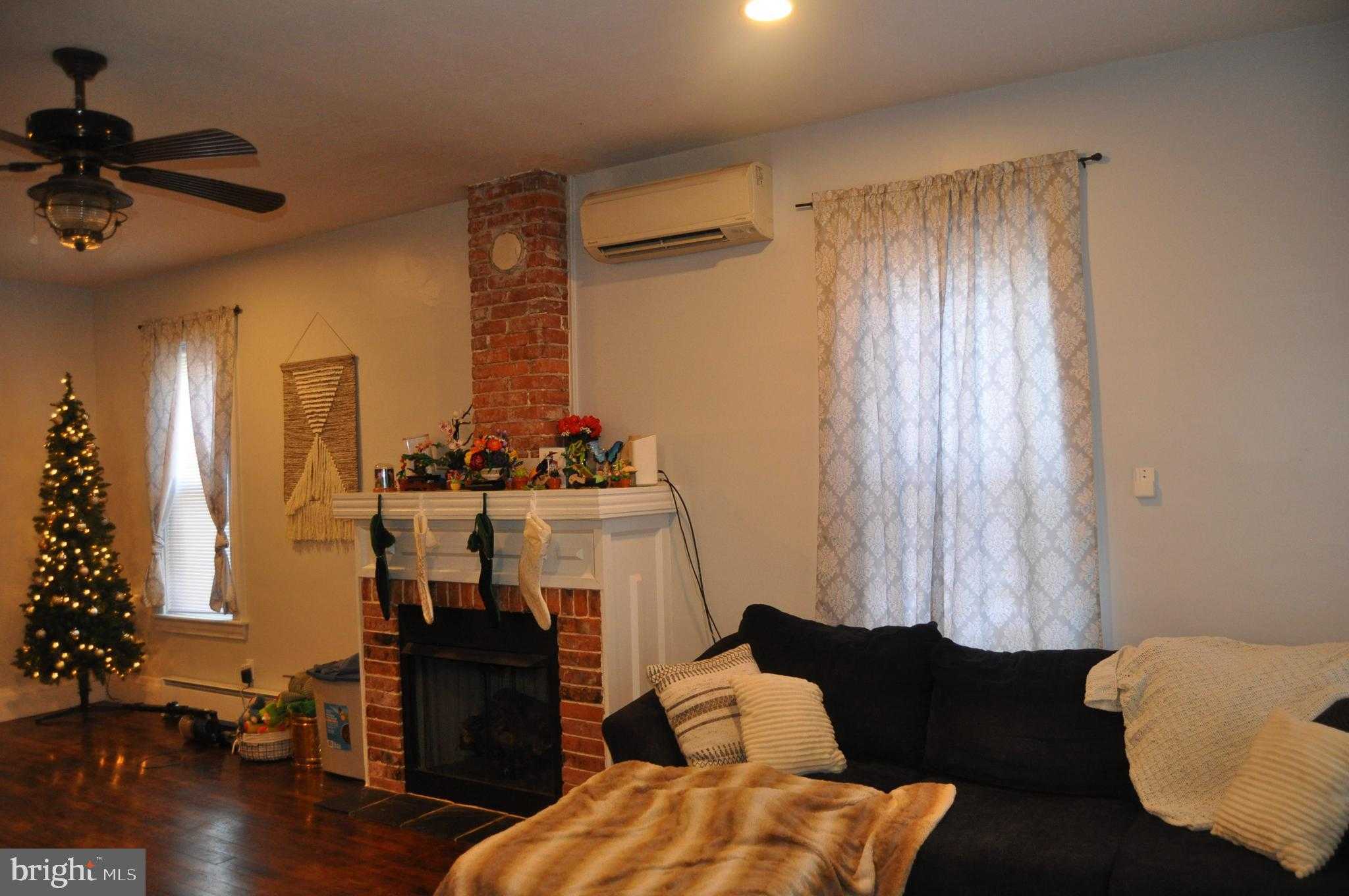 614 Union St photo 2