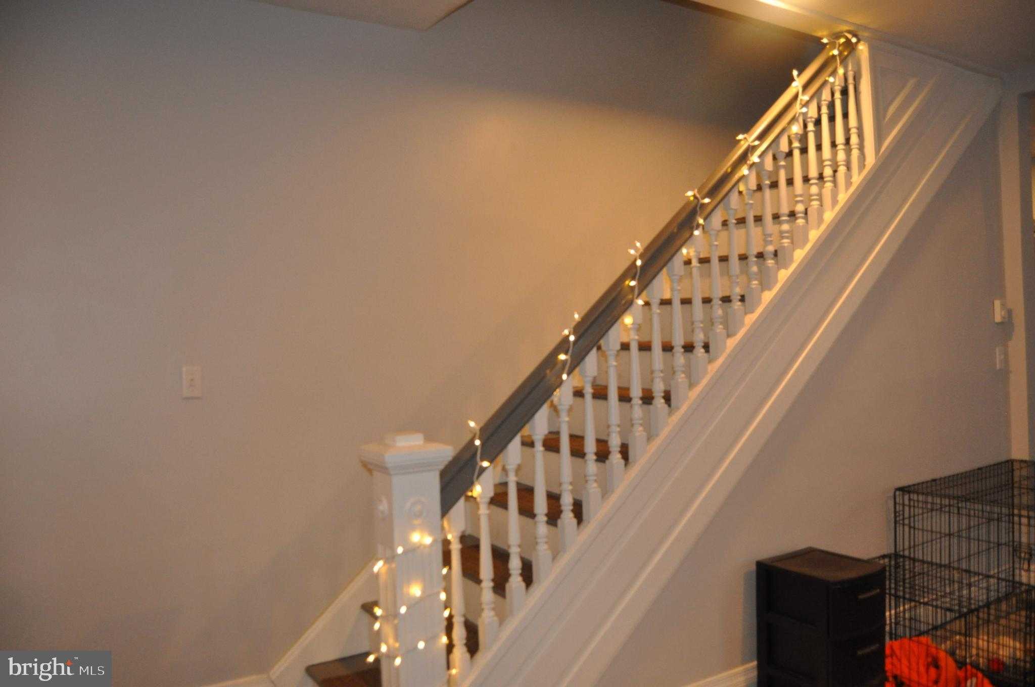 614 Union St photo 3