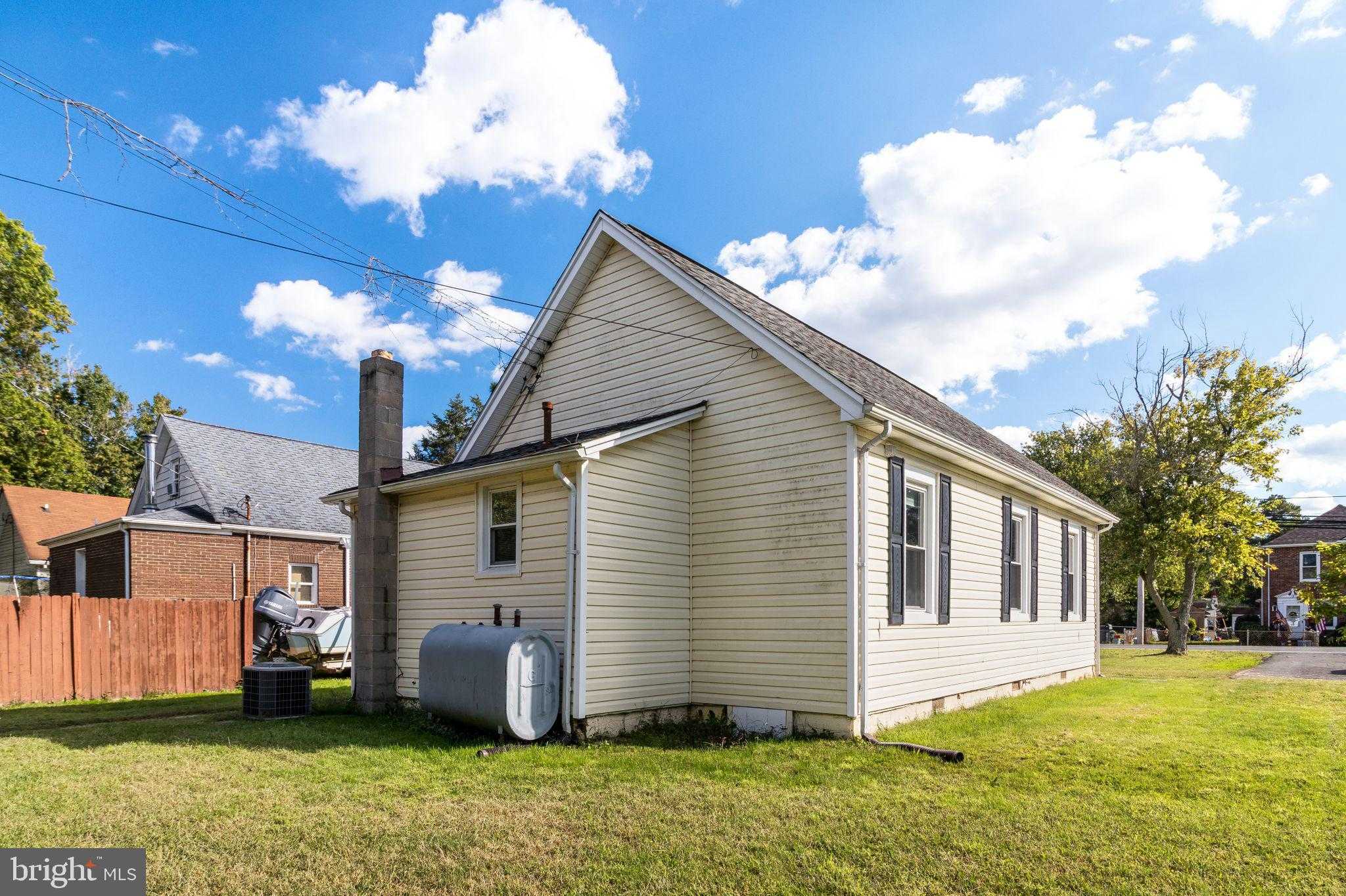 4350 Strauss Ave photo 19