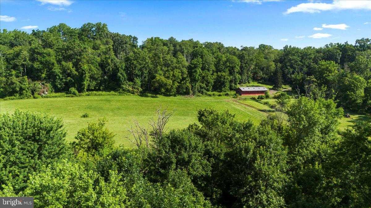 270 Rocksville Rd photo 3