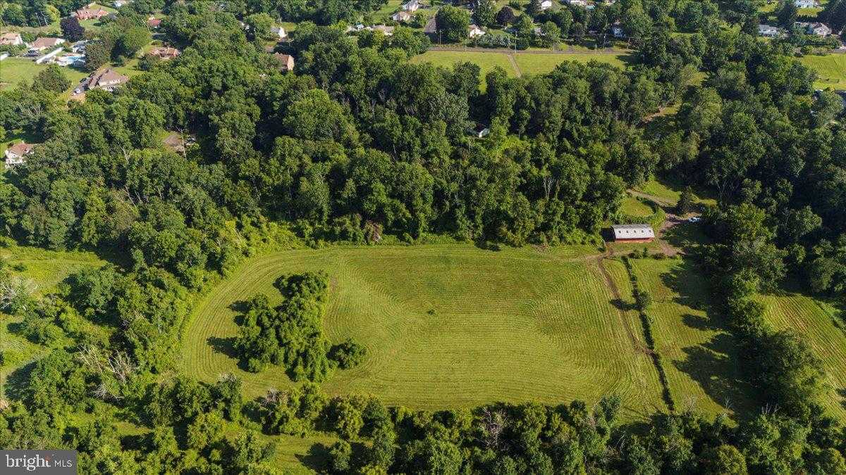 270 Rocksville Rd photo 8