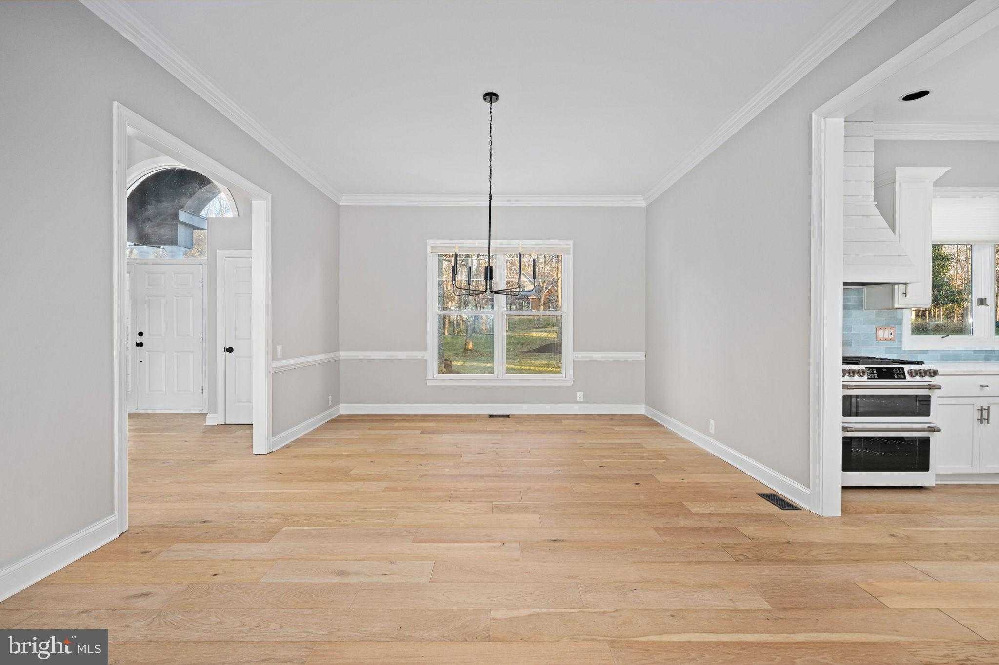 10822 Perrin Cir photo 9