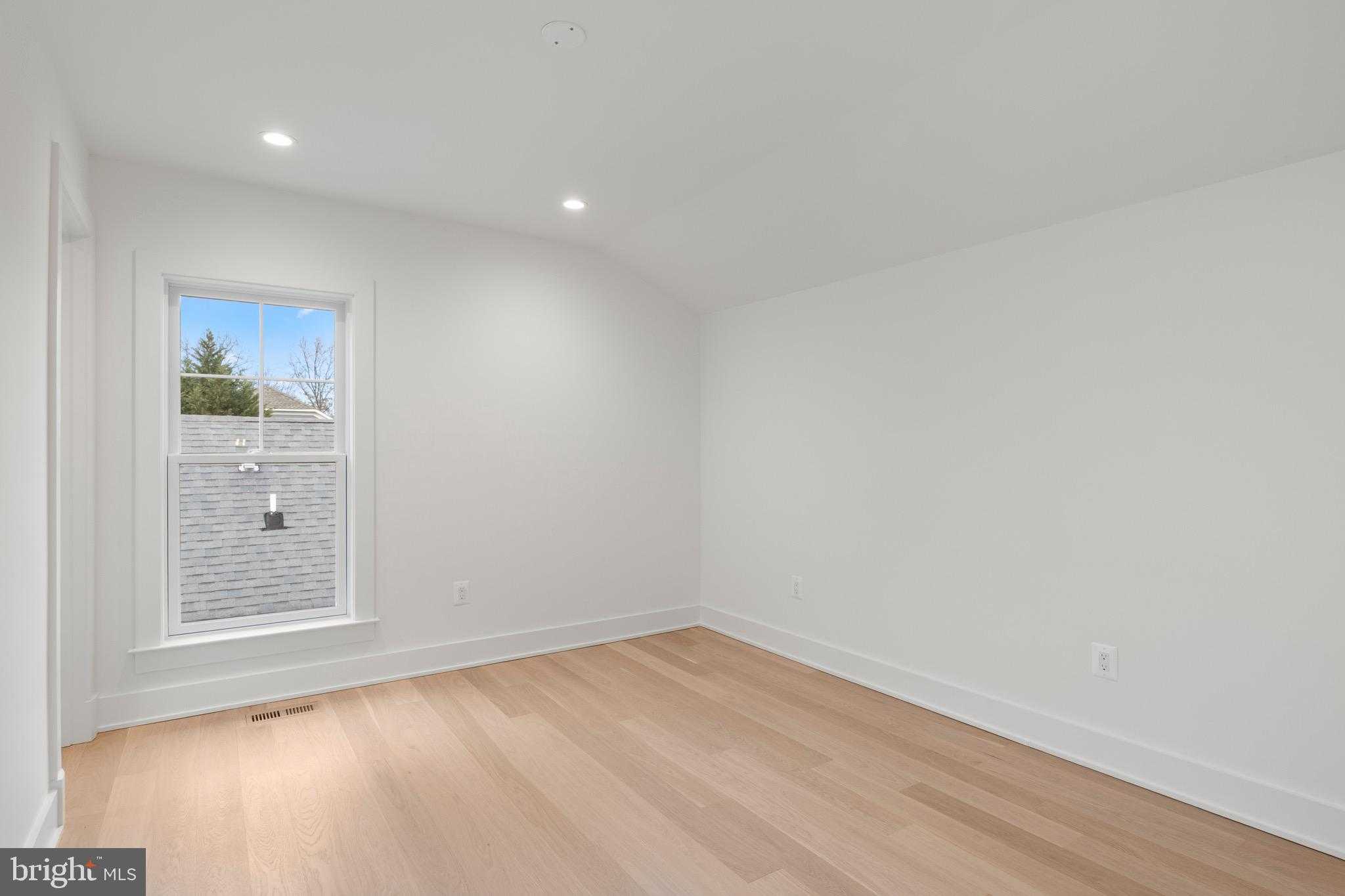 7804 Custer Rd photo 48