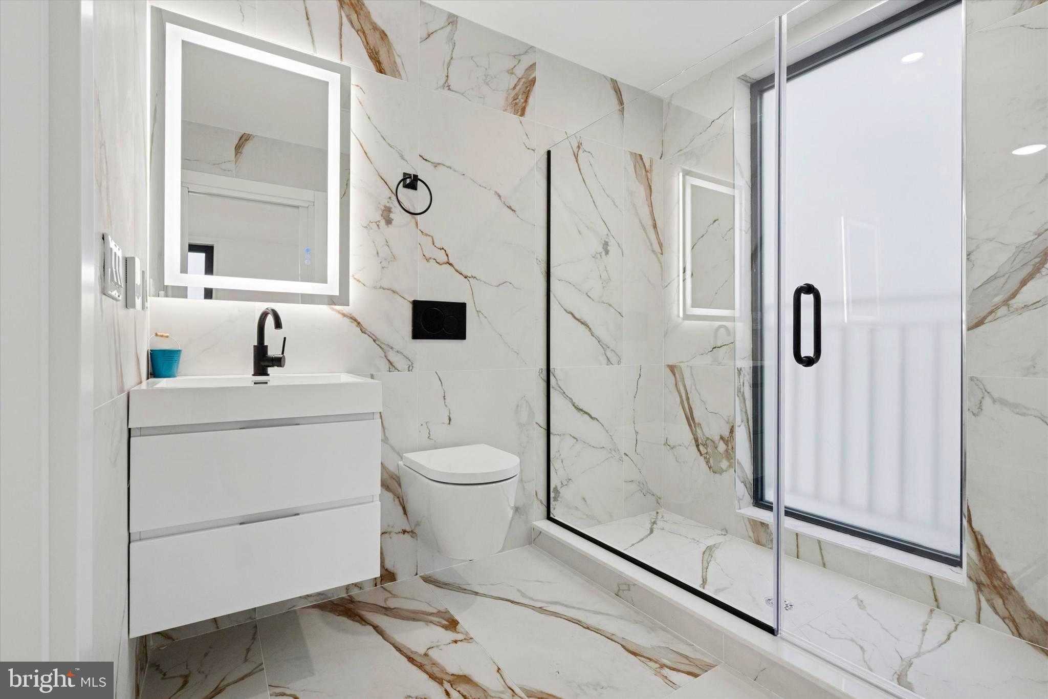 1843 Hartranft St photo 23