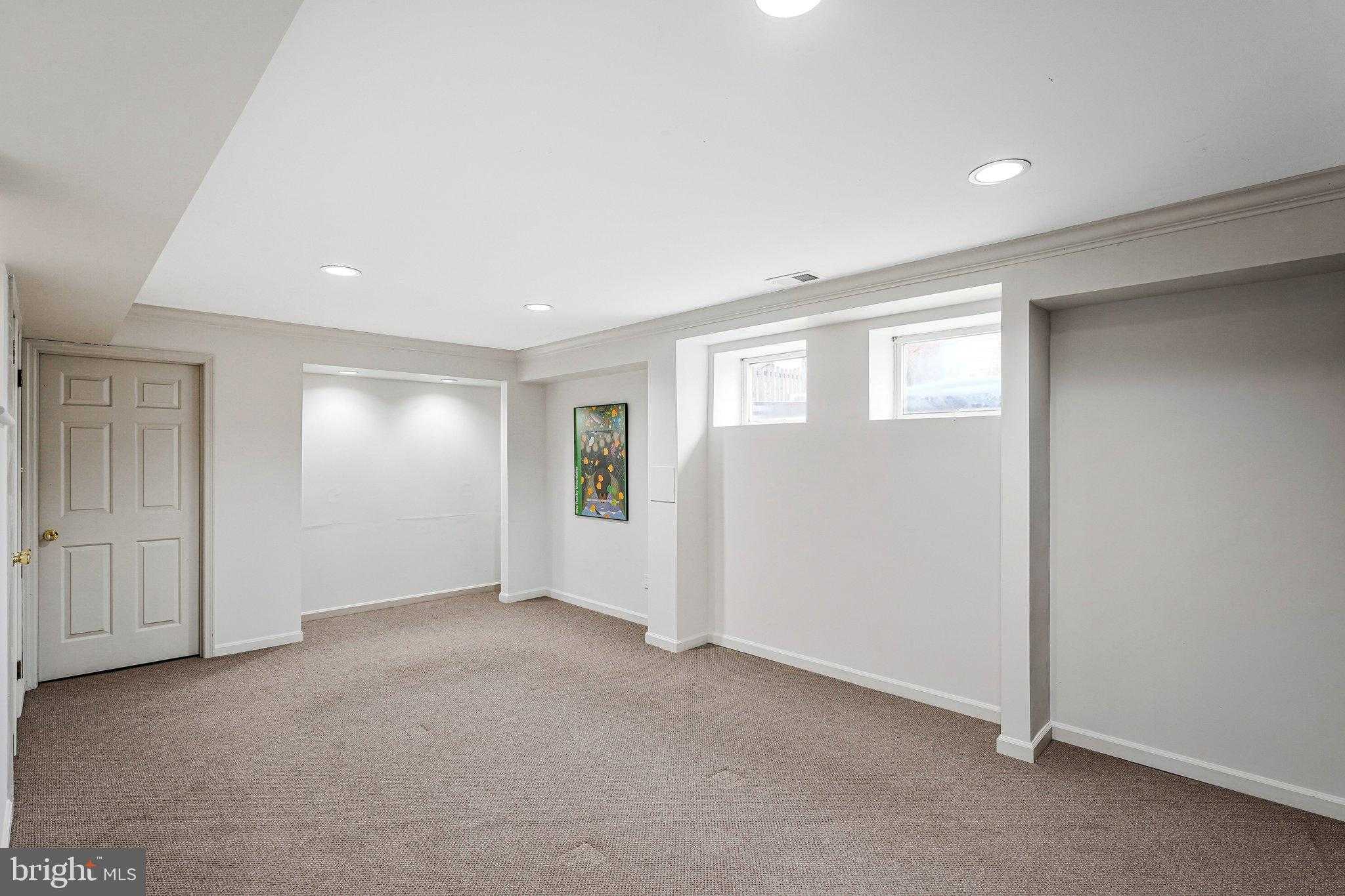 9501 Blythe Dale CT photo 42