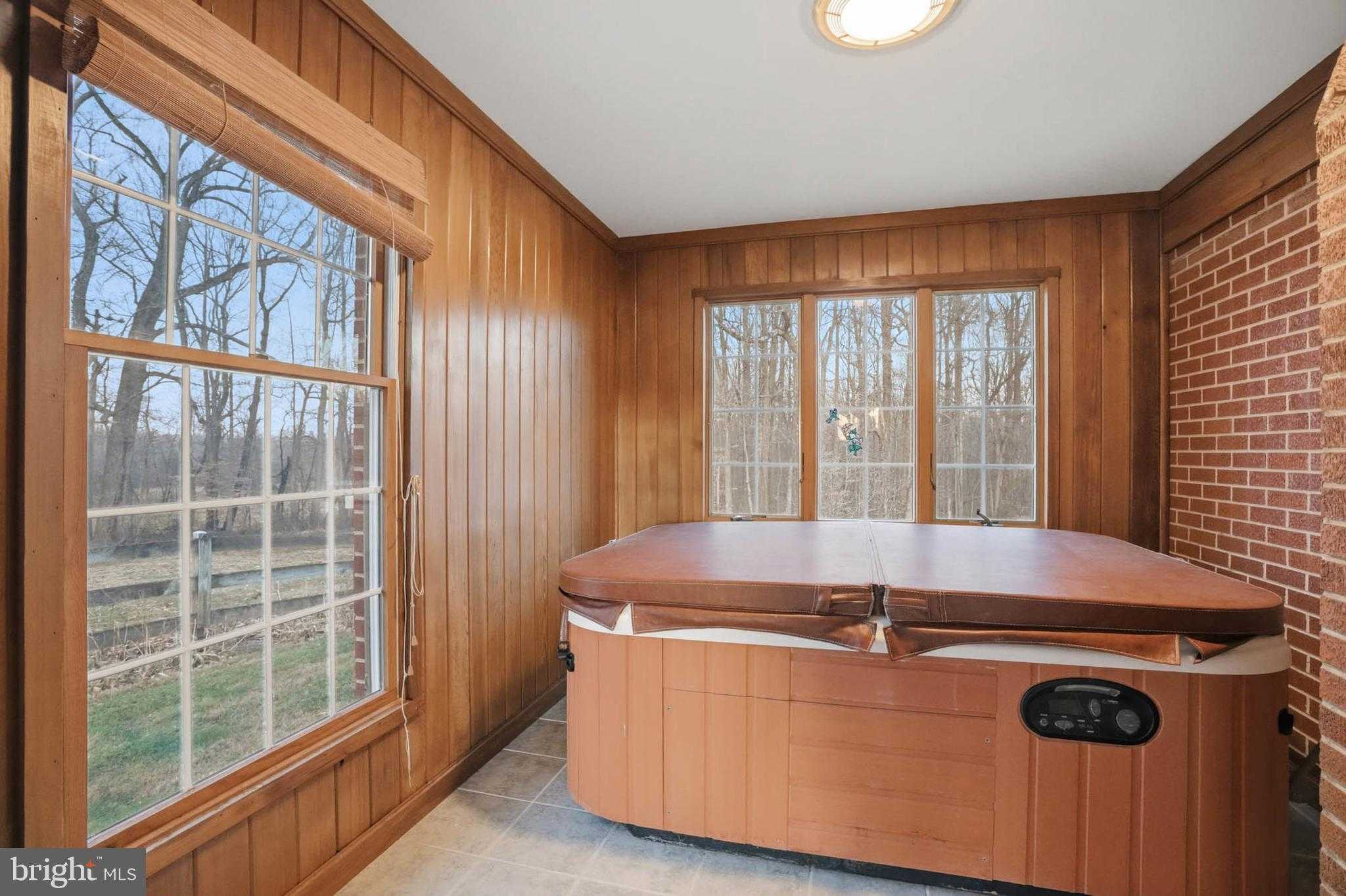 5407 Solomons Island Rd photo 9