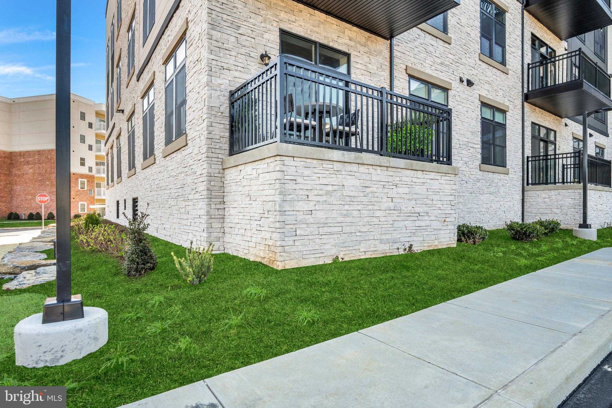 117 Blackford Blvd photo 26