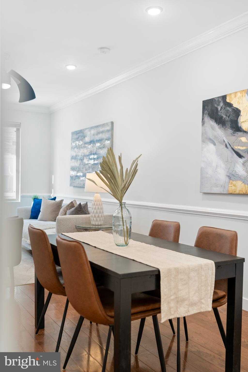 827 Leland St photo 7