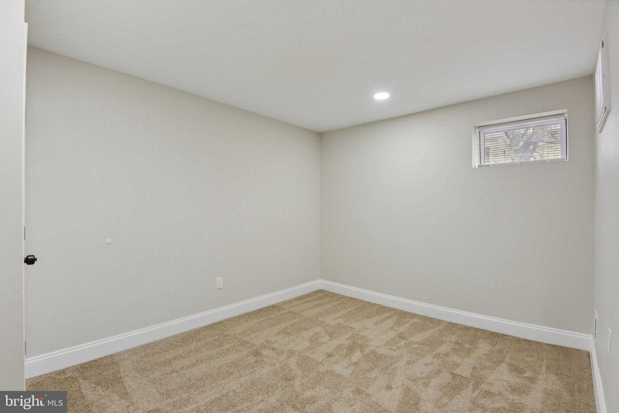 121 S Broadway photo 24