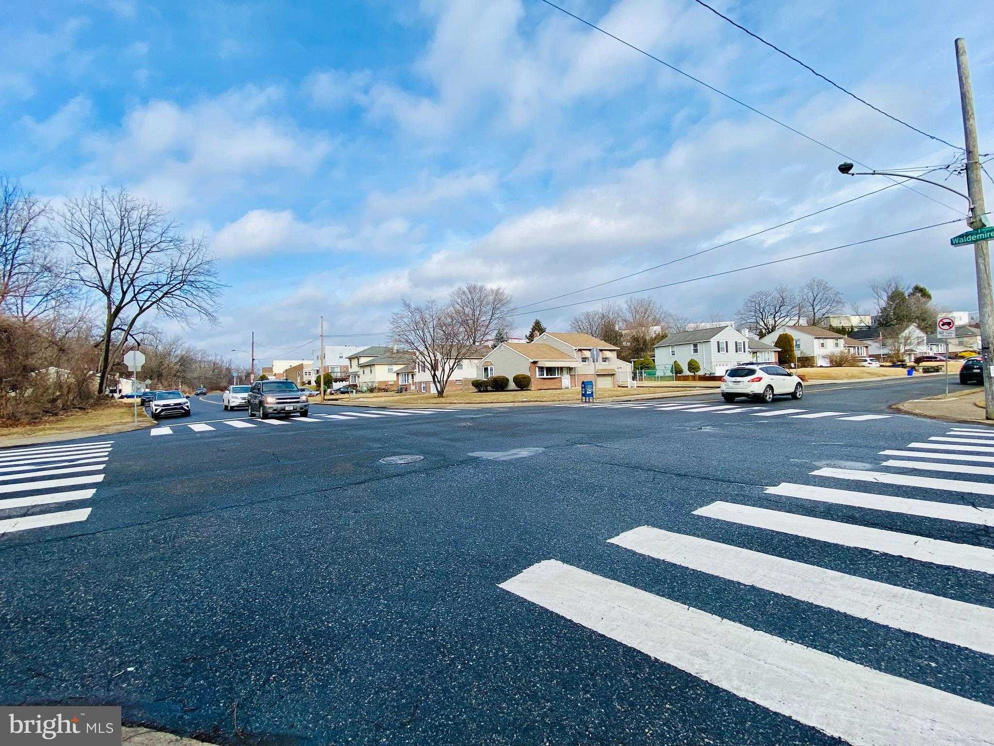 3798 Chalfont Dr photo 6