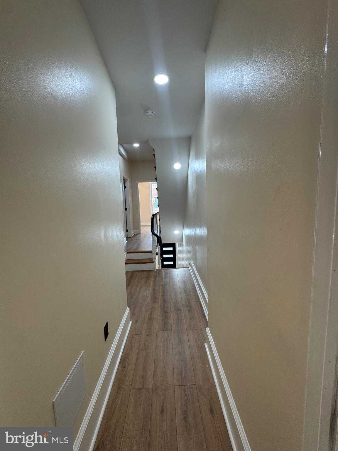 856 Perkiomen St photo 21