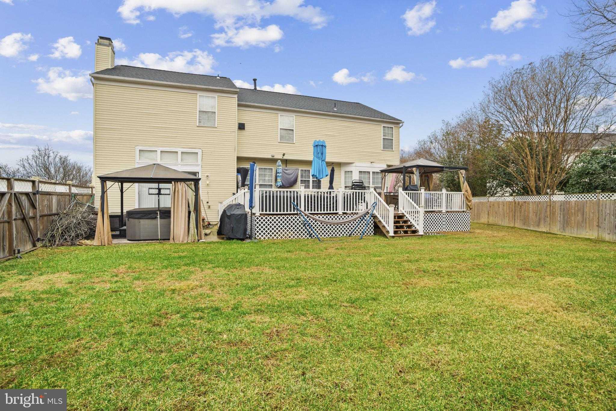 500 Treehouse CT photo 25