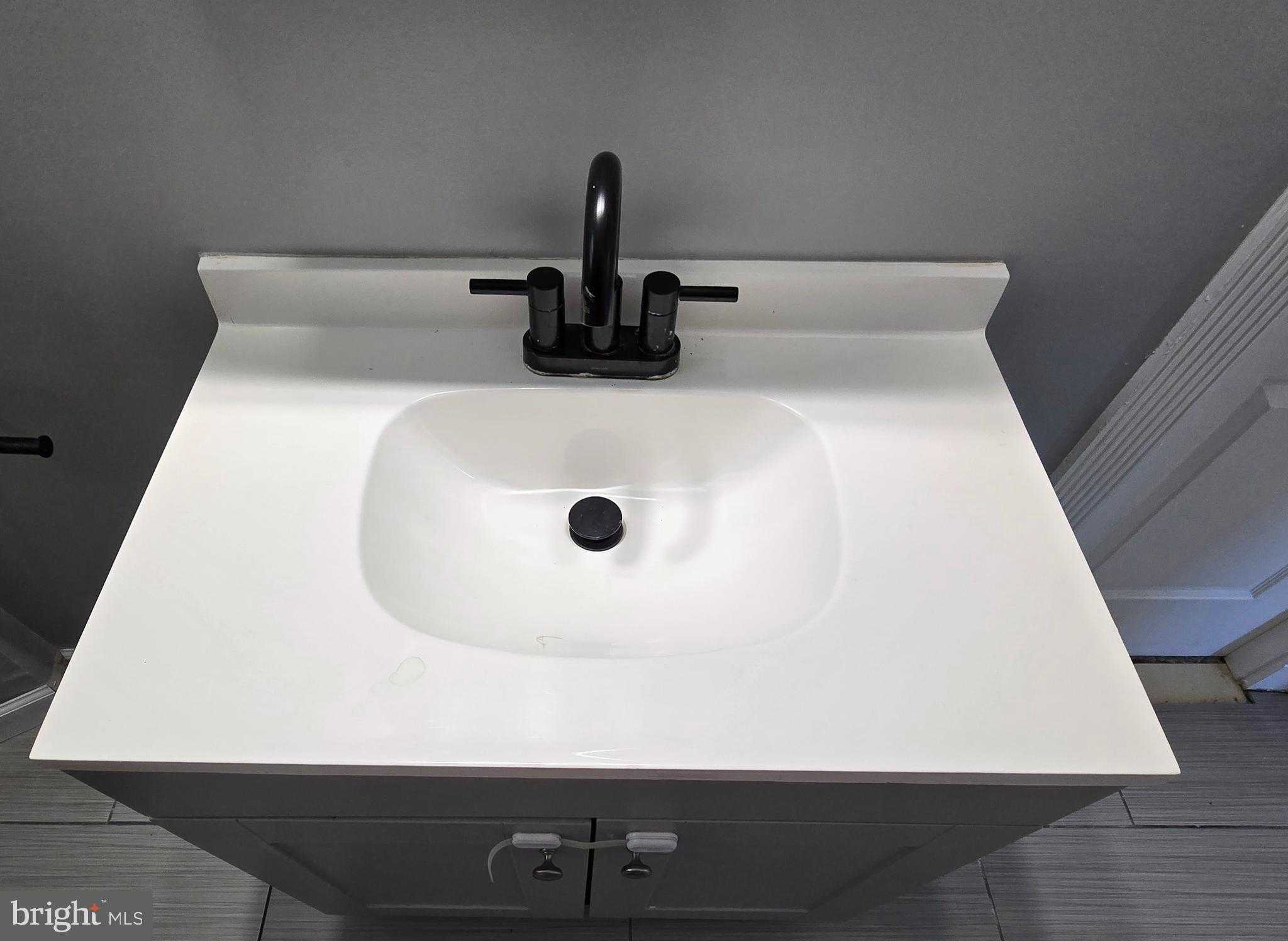 908 59th Ave photo 13