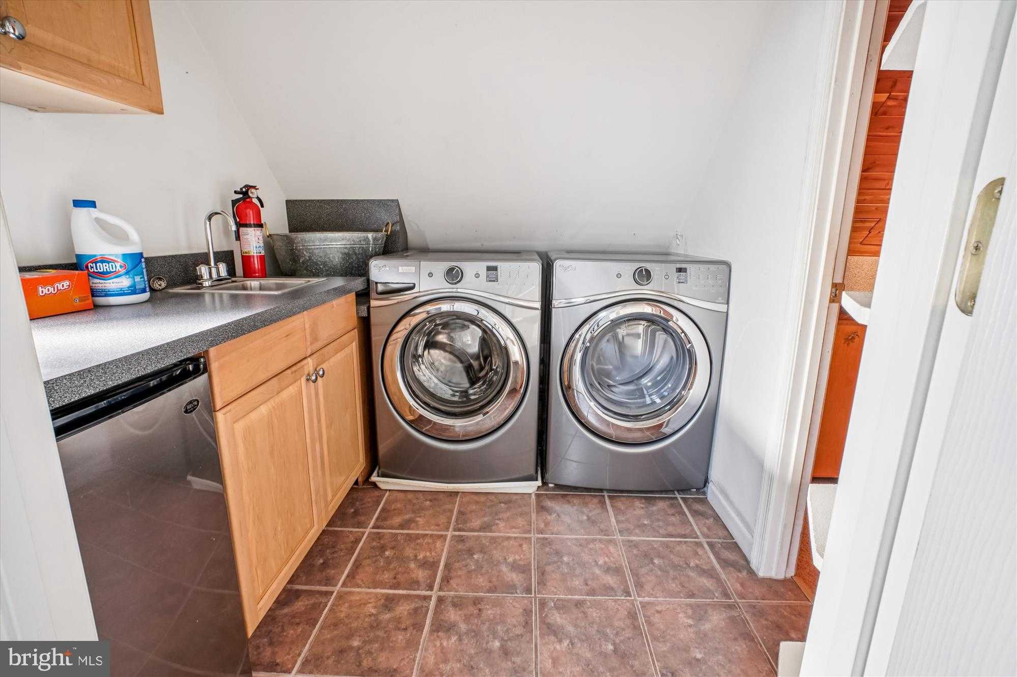 2627 Five Oaks Rd photo 56