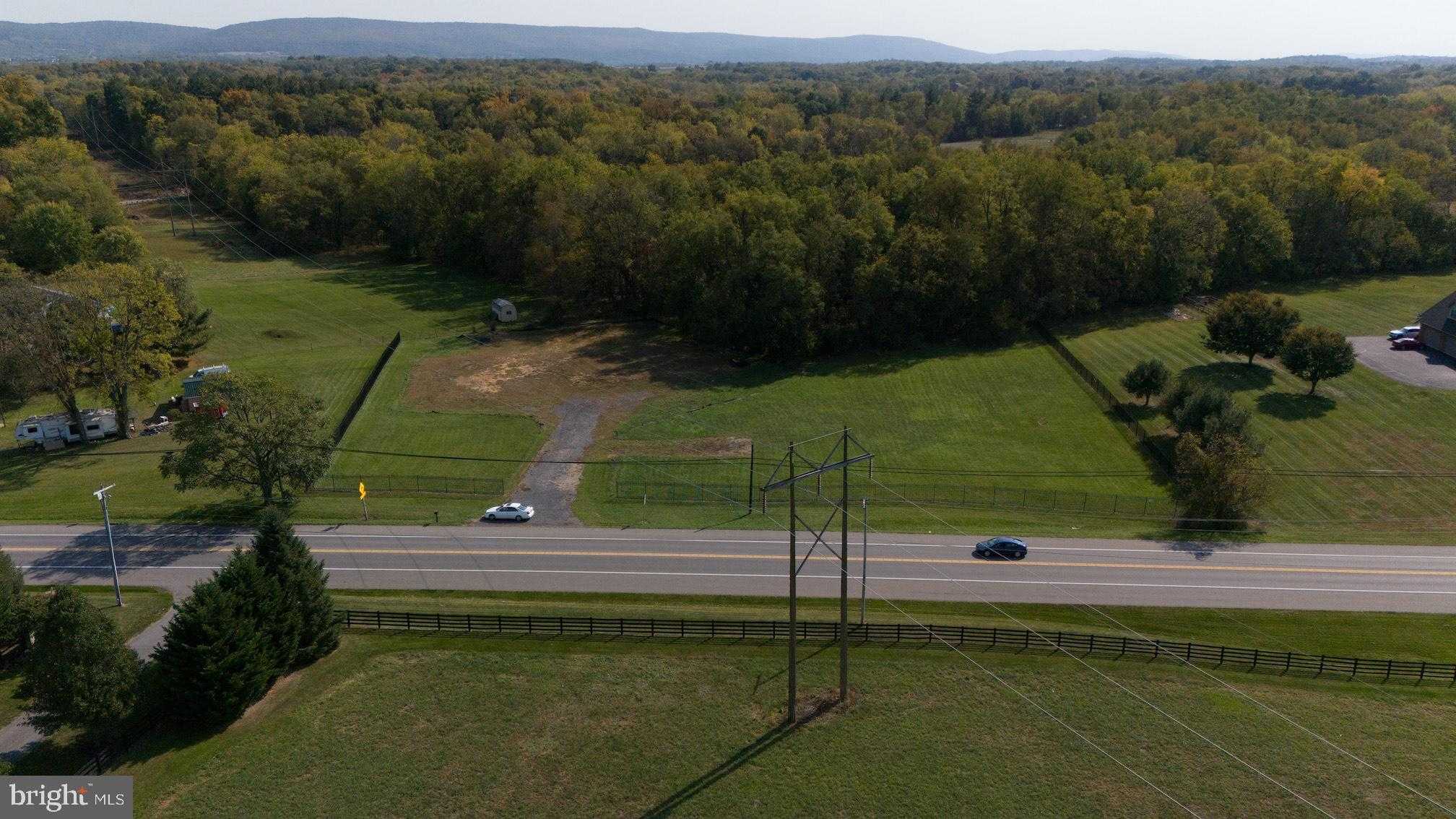 21219 Leitersburg Pike photo 4