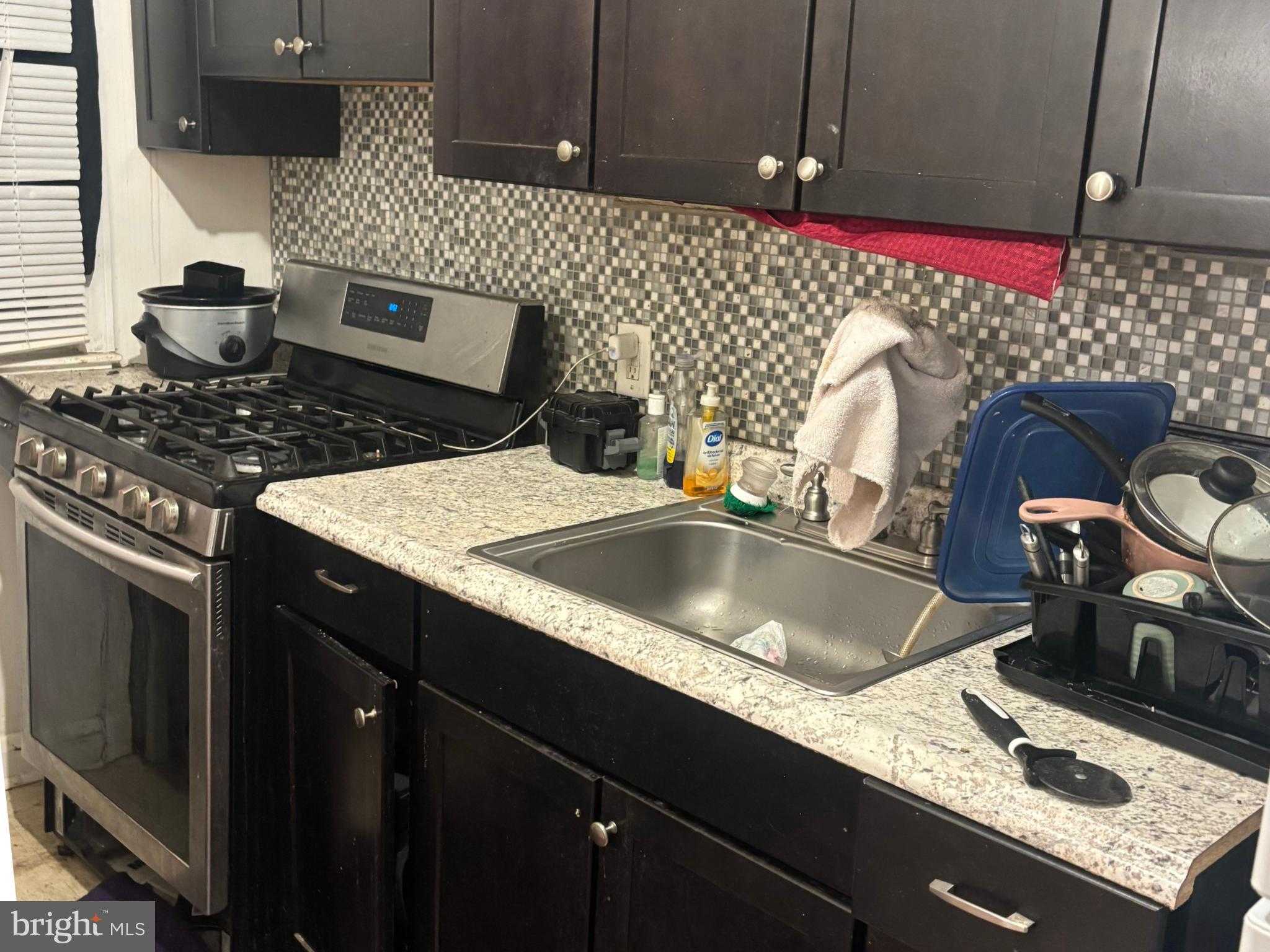 4605 Homer Ave photo 4