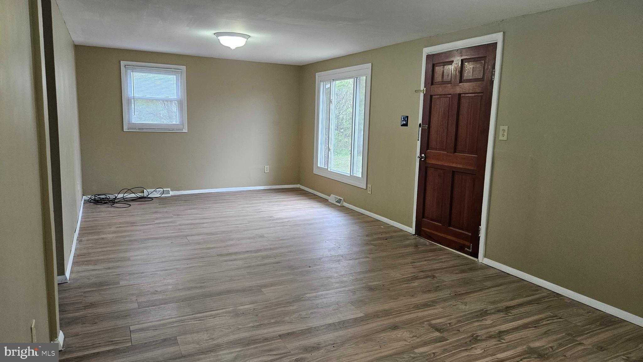 16506 Ridge Rd photo 11