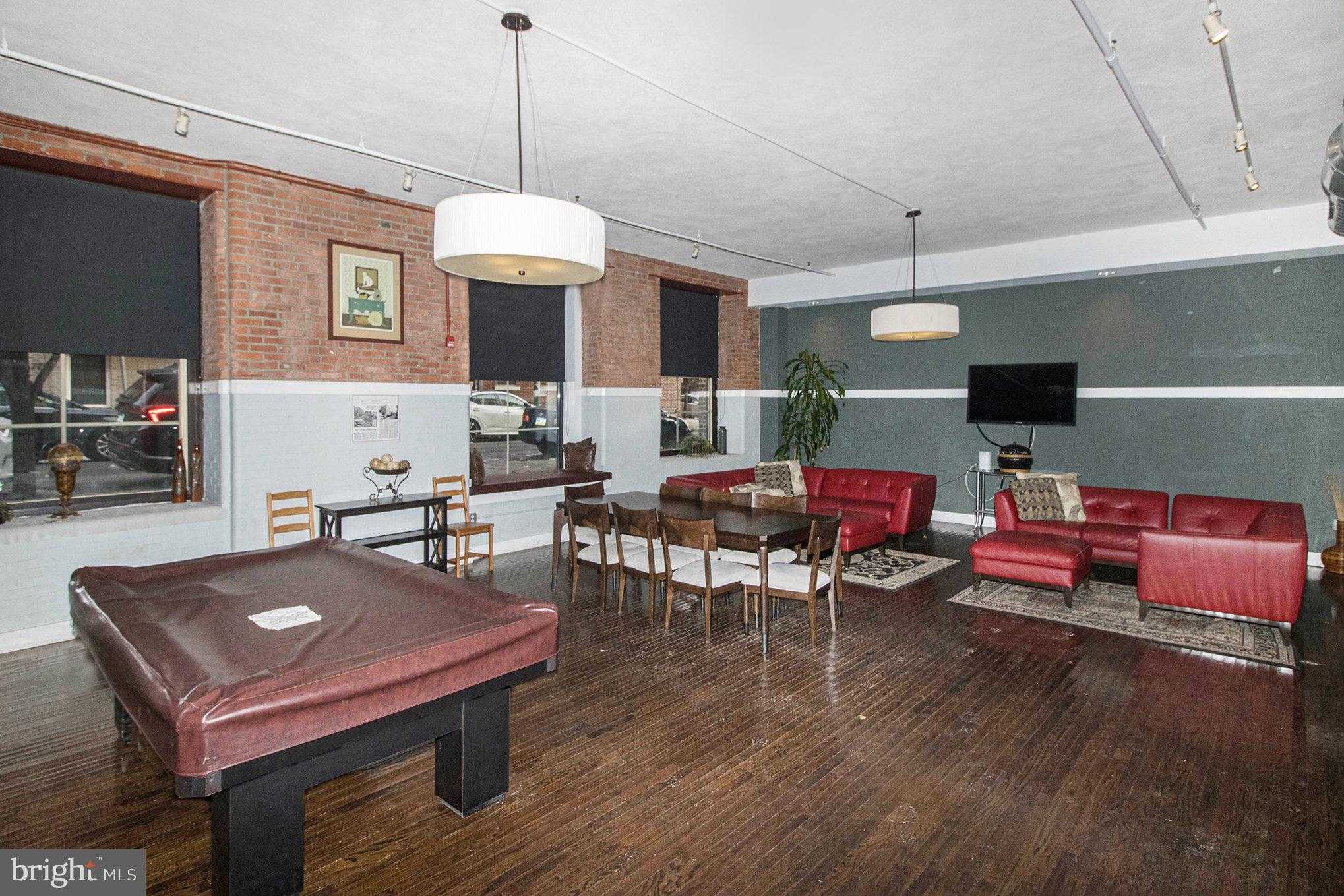 1201 Fitzwater St Unit 207 photo 3