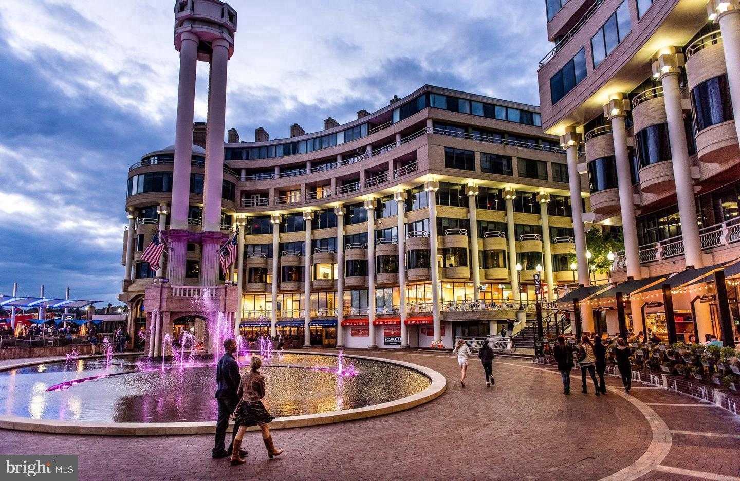 1021 Arlington Blvd Apt 702 photo 22