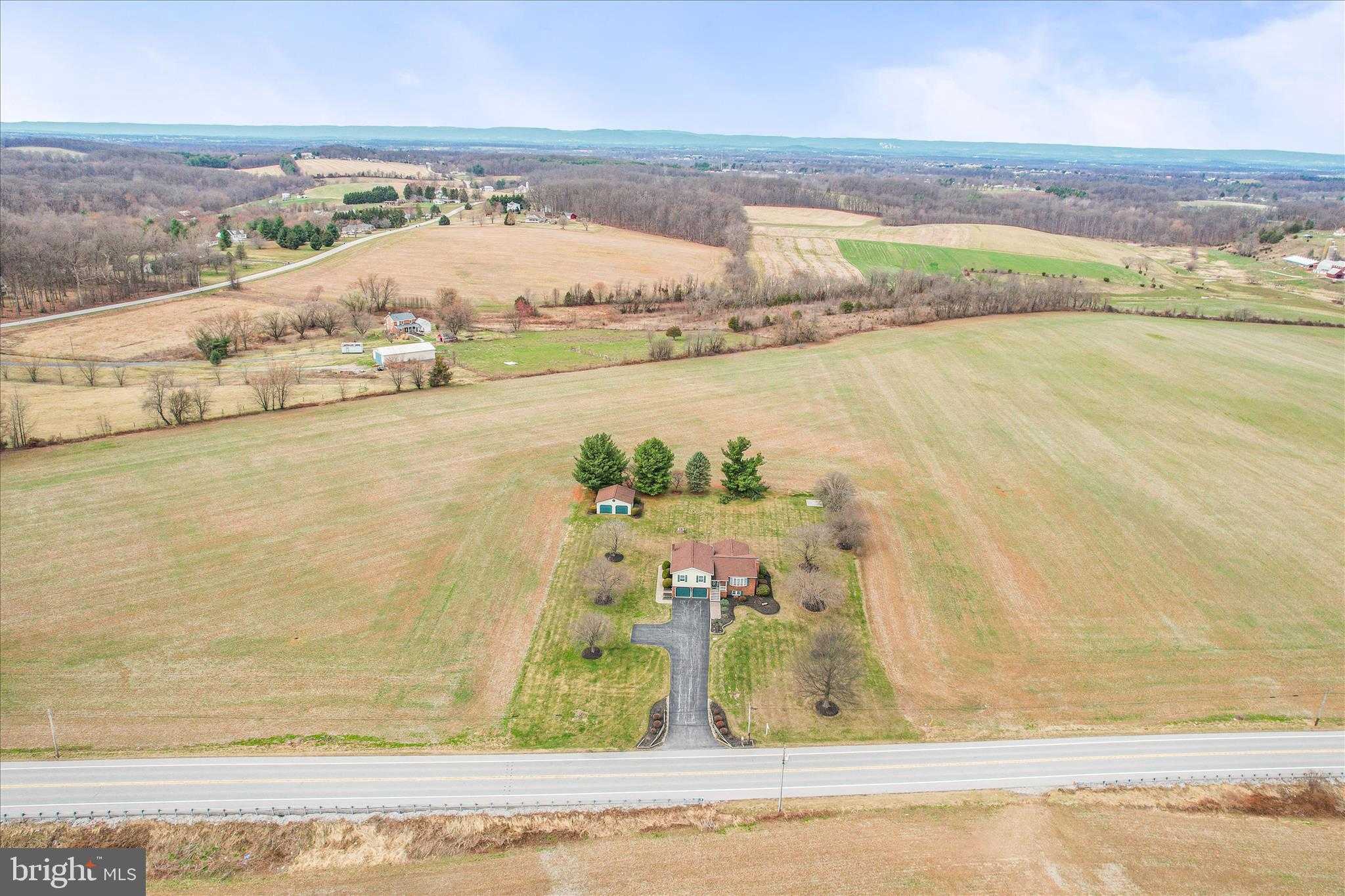 5130 Littlestown Pike photo 2