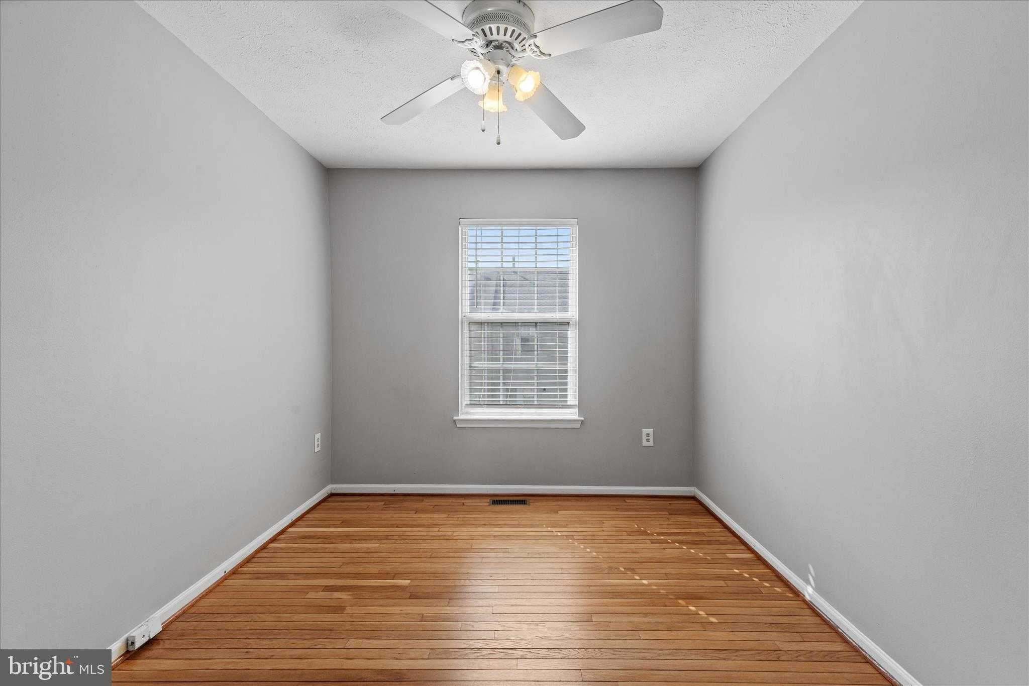 5709 Crecy CT photo 25