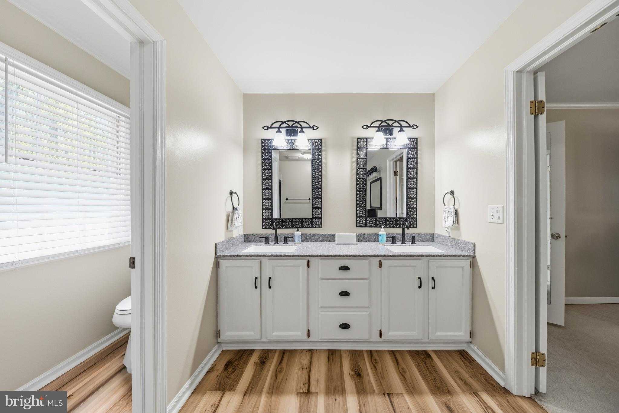 3776 Devonshire Dr photo 31