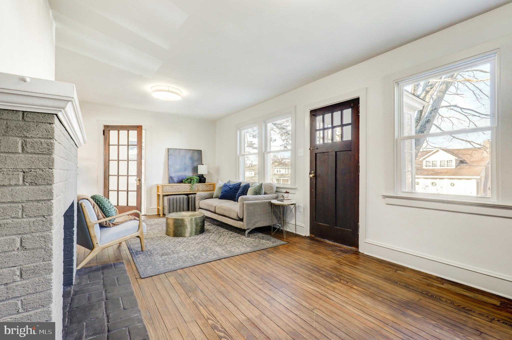 1081 Wynnwood Rd photo 2