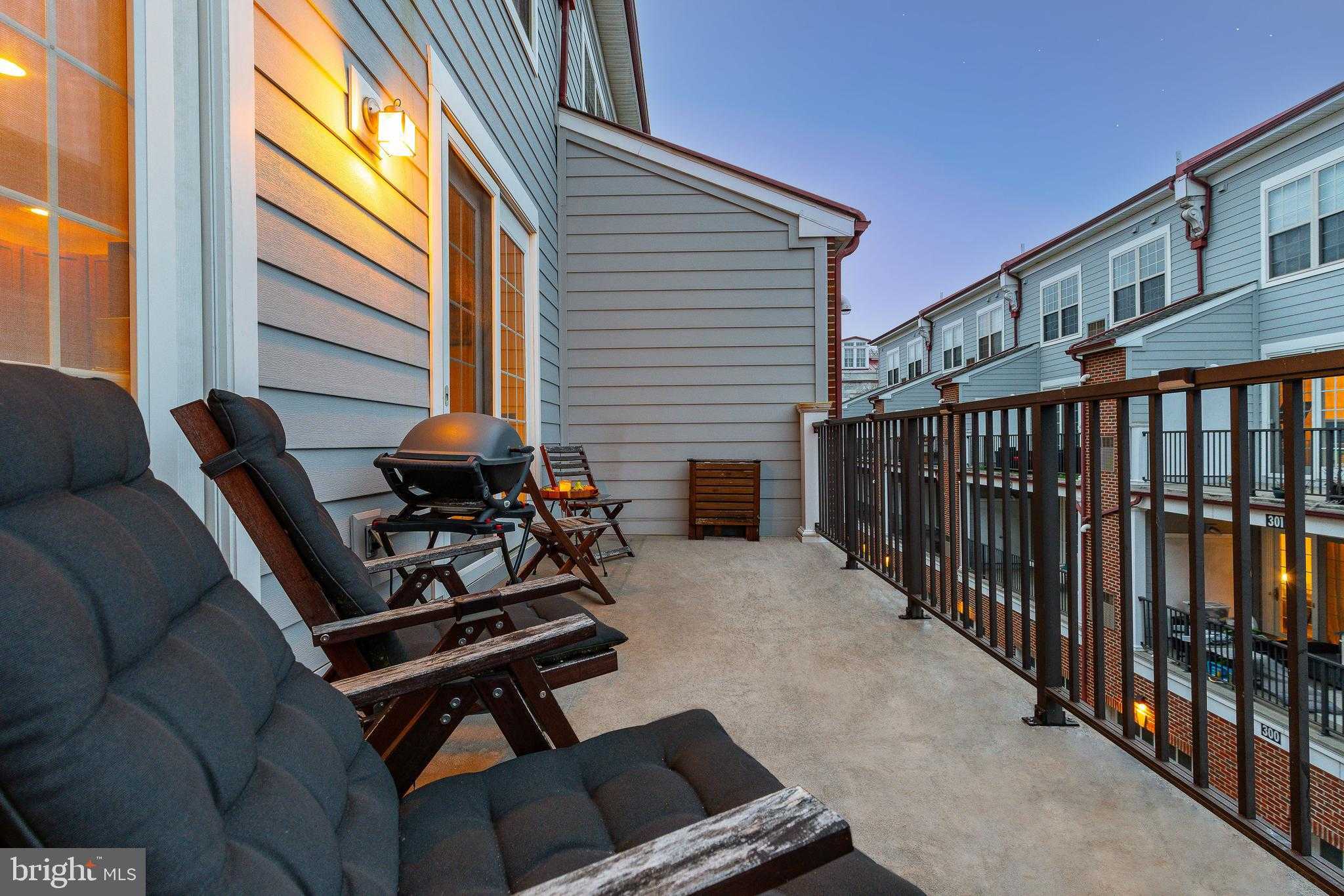 303 Captains Way photo 12