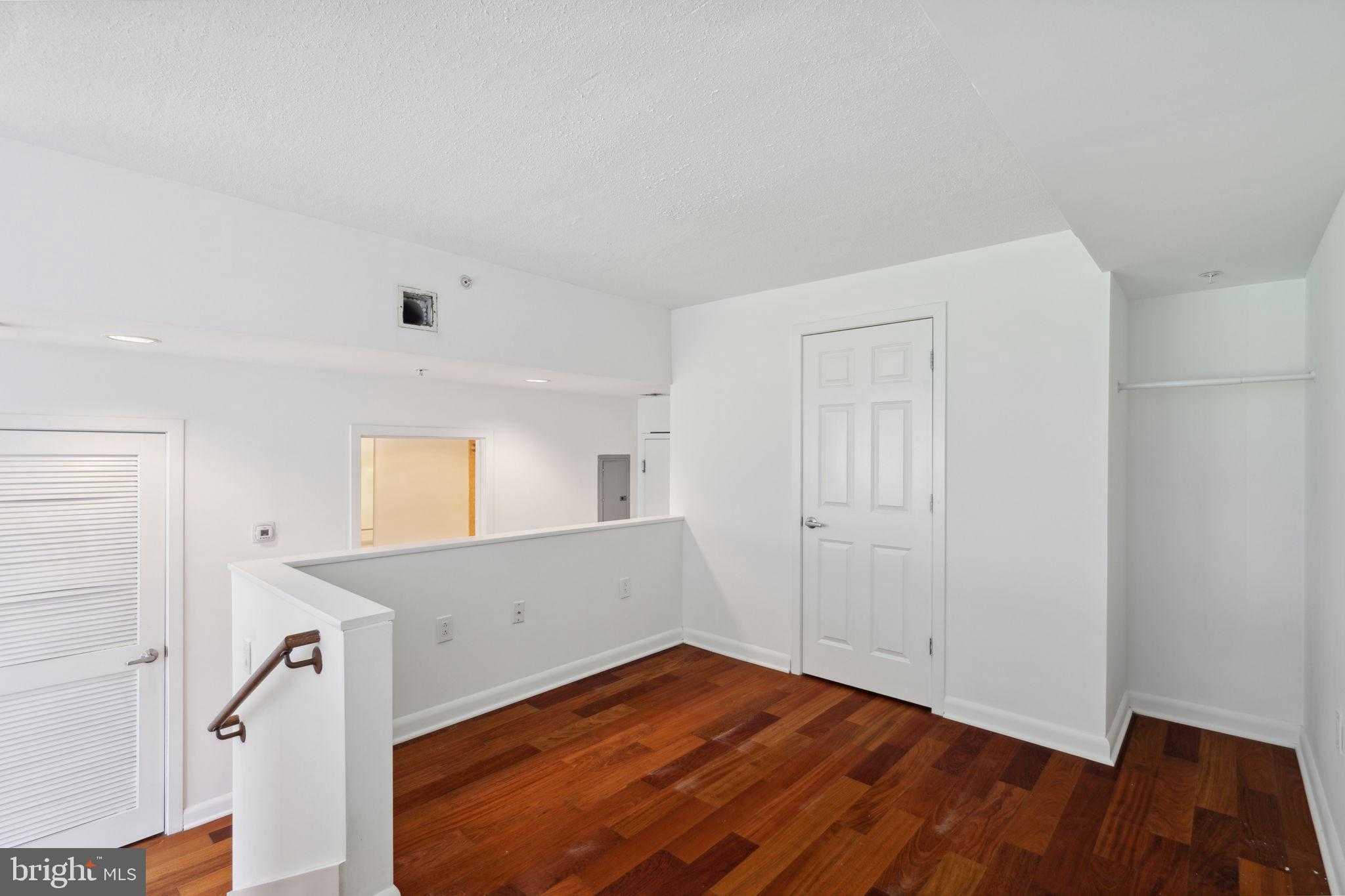 22 S Front St Apt 304 photo 9