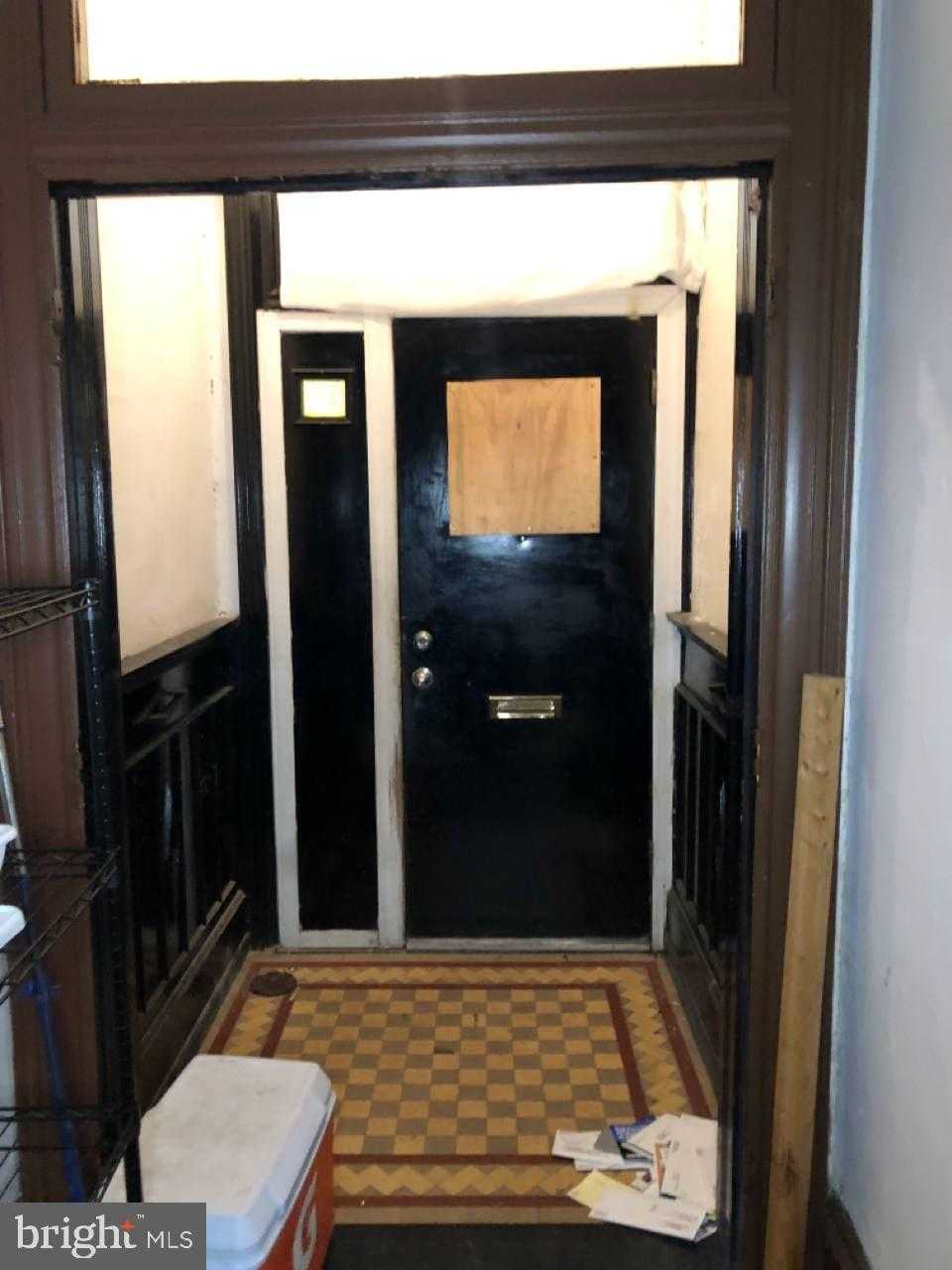 2323 N Park Ave photo 15