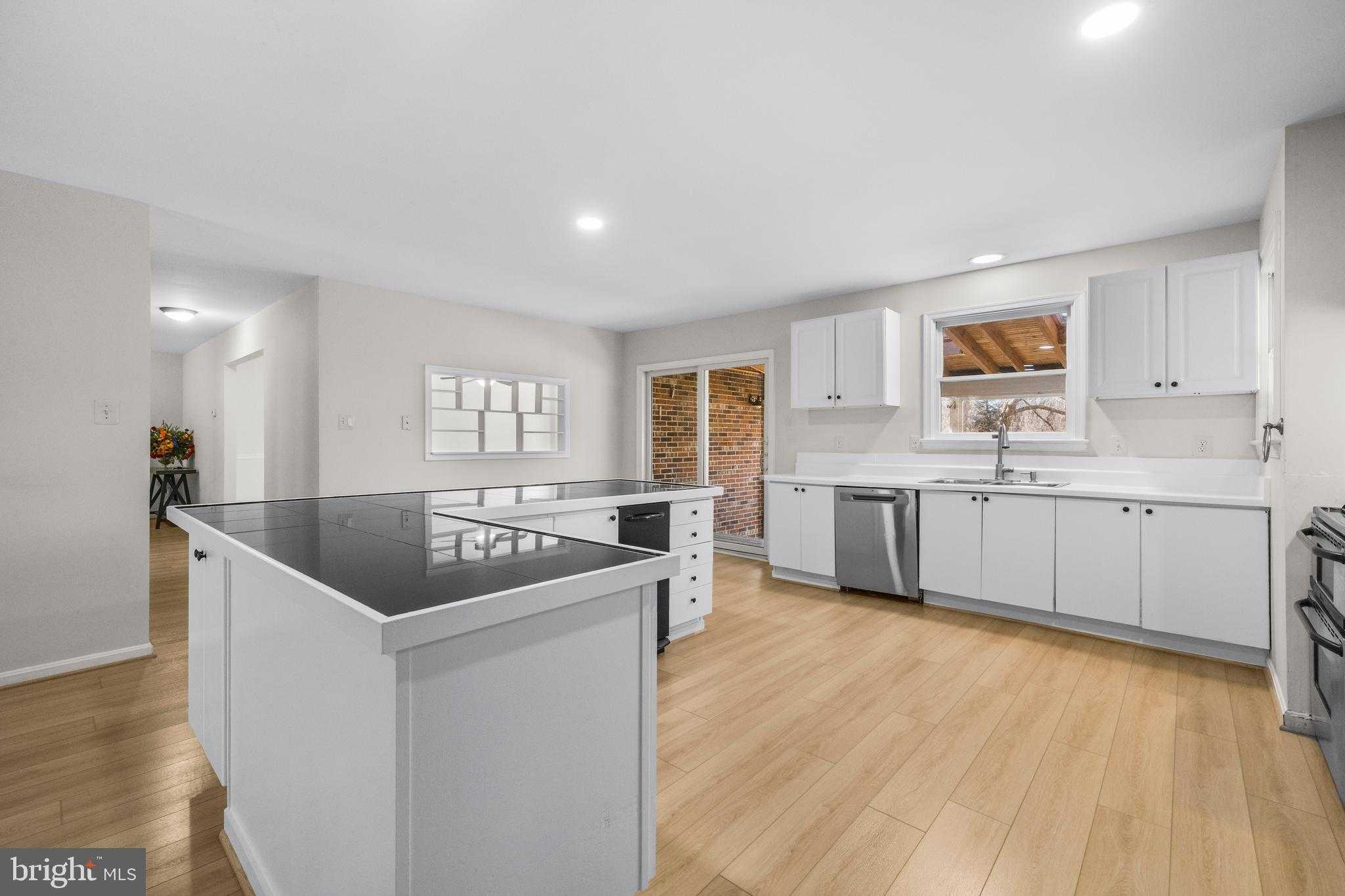 14428 Lee Hwy photo 14